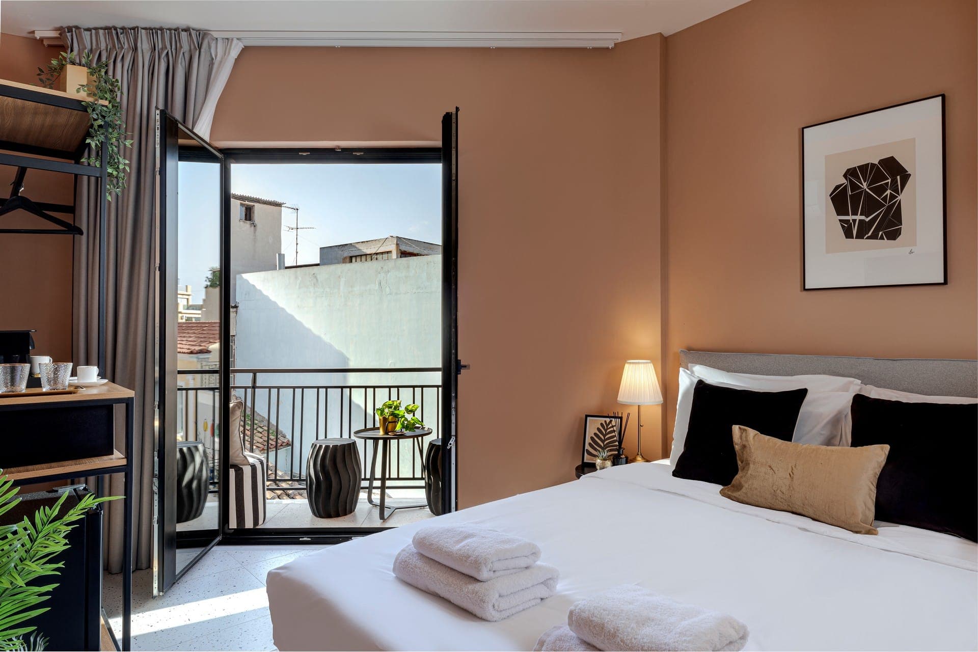 room-types-CLYDEATHEN-DOUBLE-0.jpg