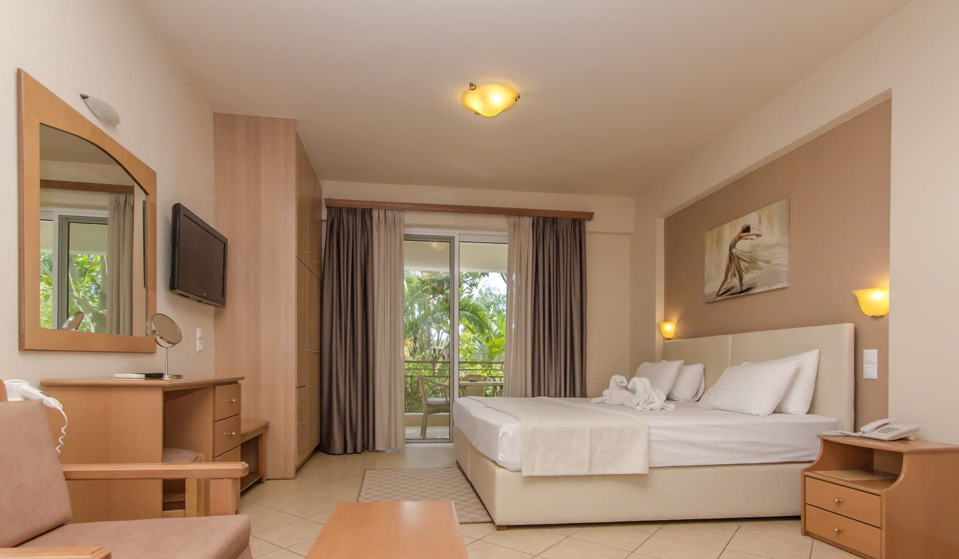 room-types-COLONIDES-SUPGV-0.jpg