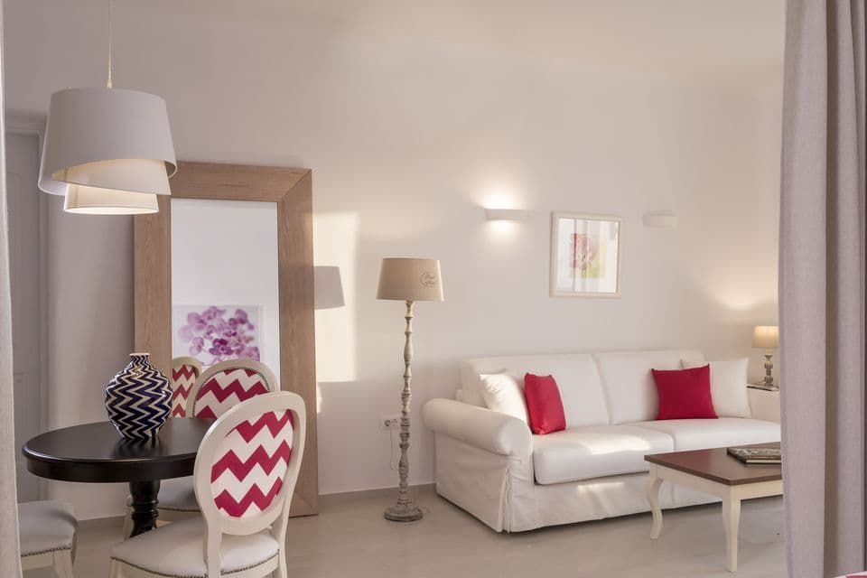 room-types-COLOURMYK-HSVOJ-0.jpg
