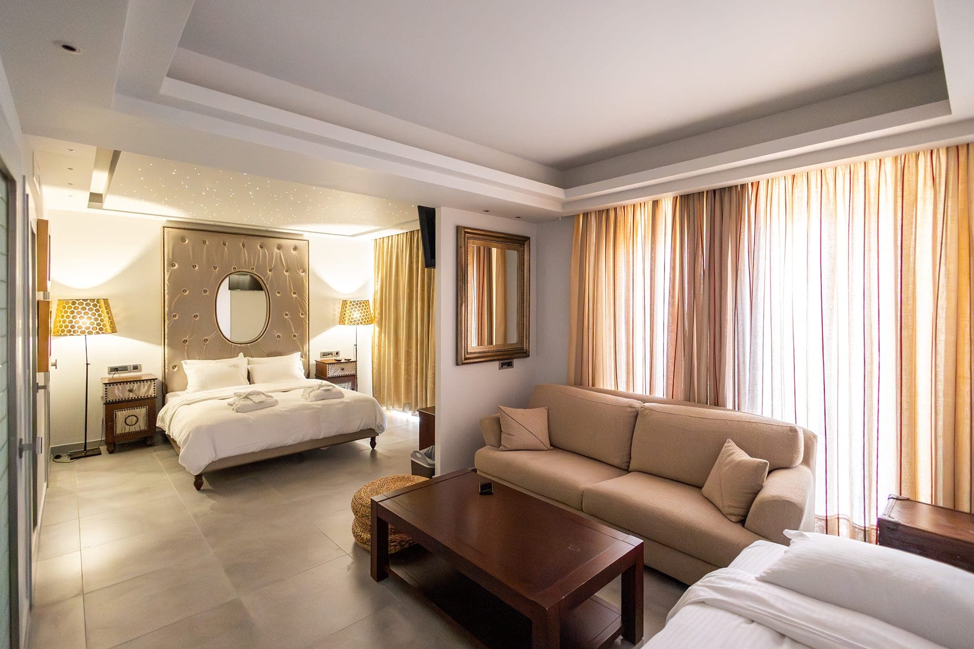 room-types-COMFY-SUITE-0.jpg