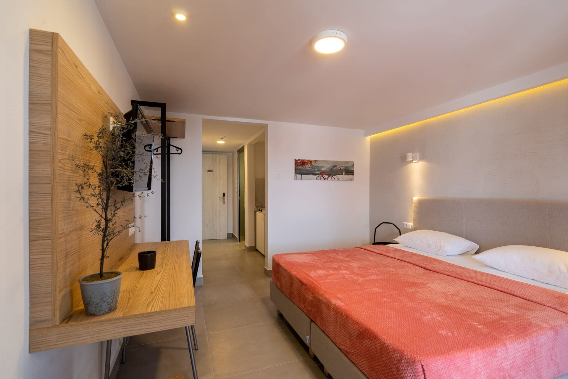 room-types-COMZEFYROS-STAND-0.jpg