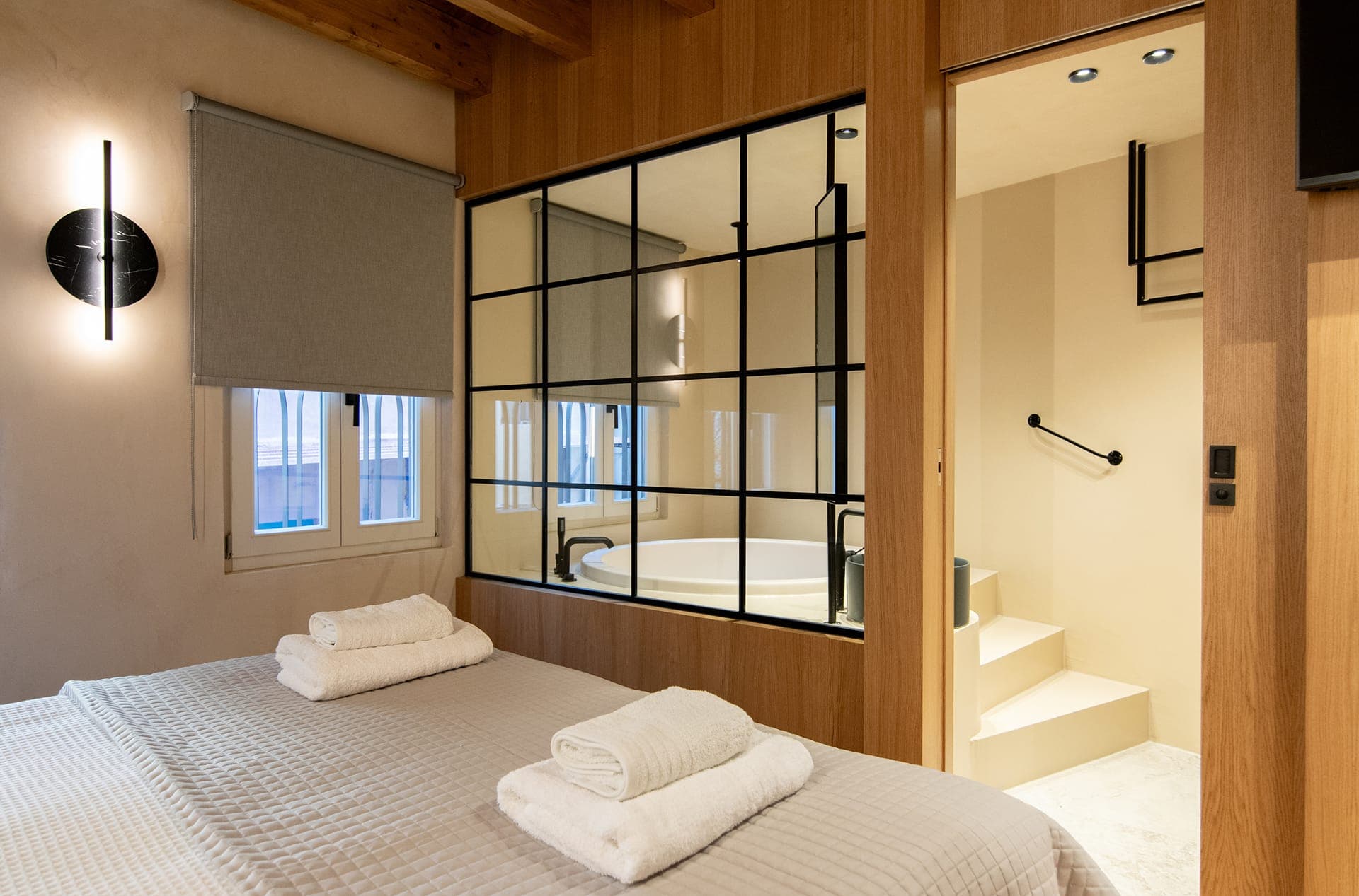room-types-CONSOLATO-FAM-0.jpg