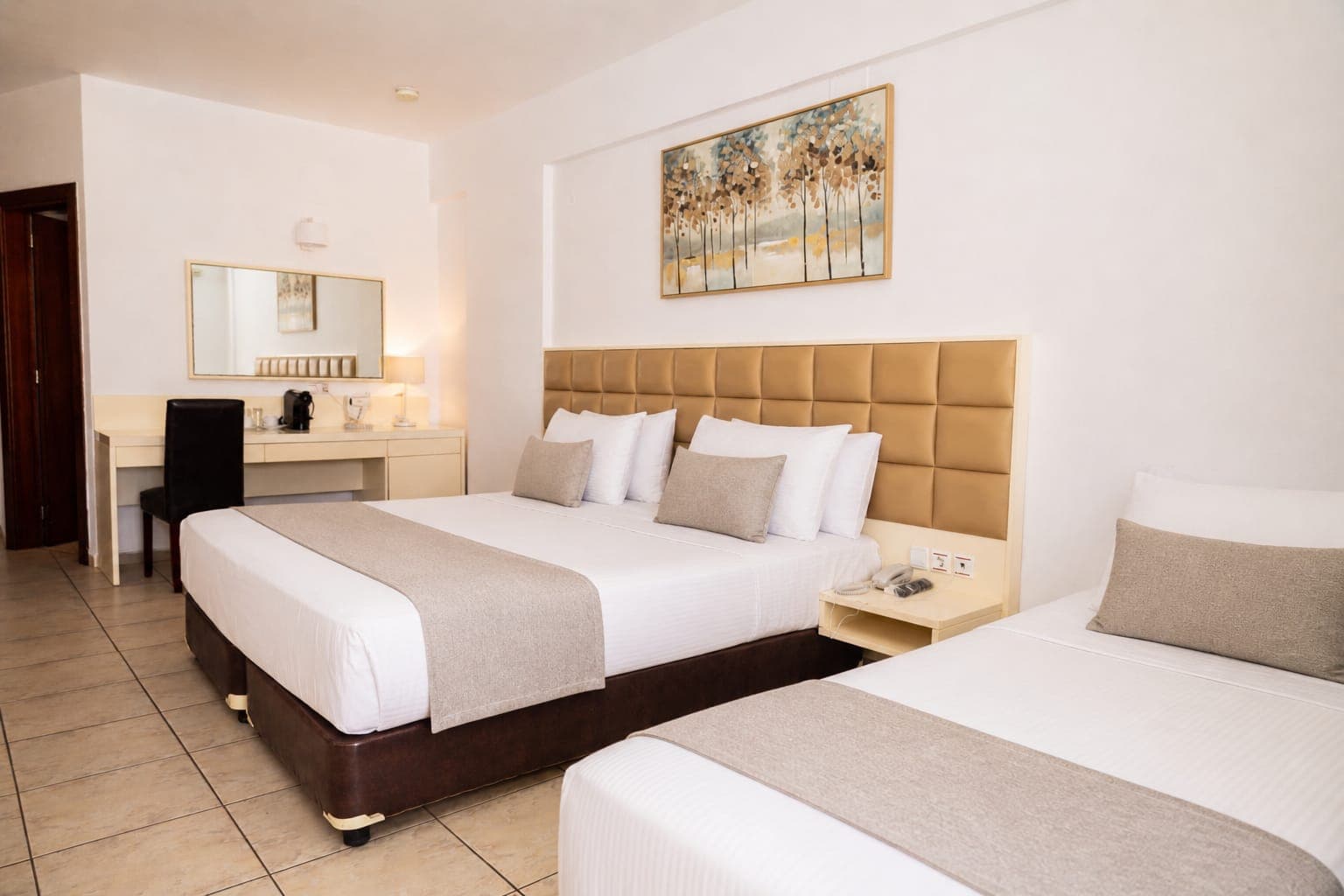 room-types-CONSTASEA-SUPDBL-0.jpg