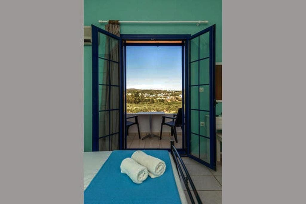 room-types-CONTARATHL-7U10-0.jpg