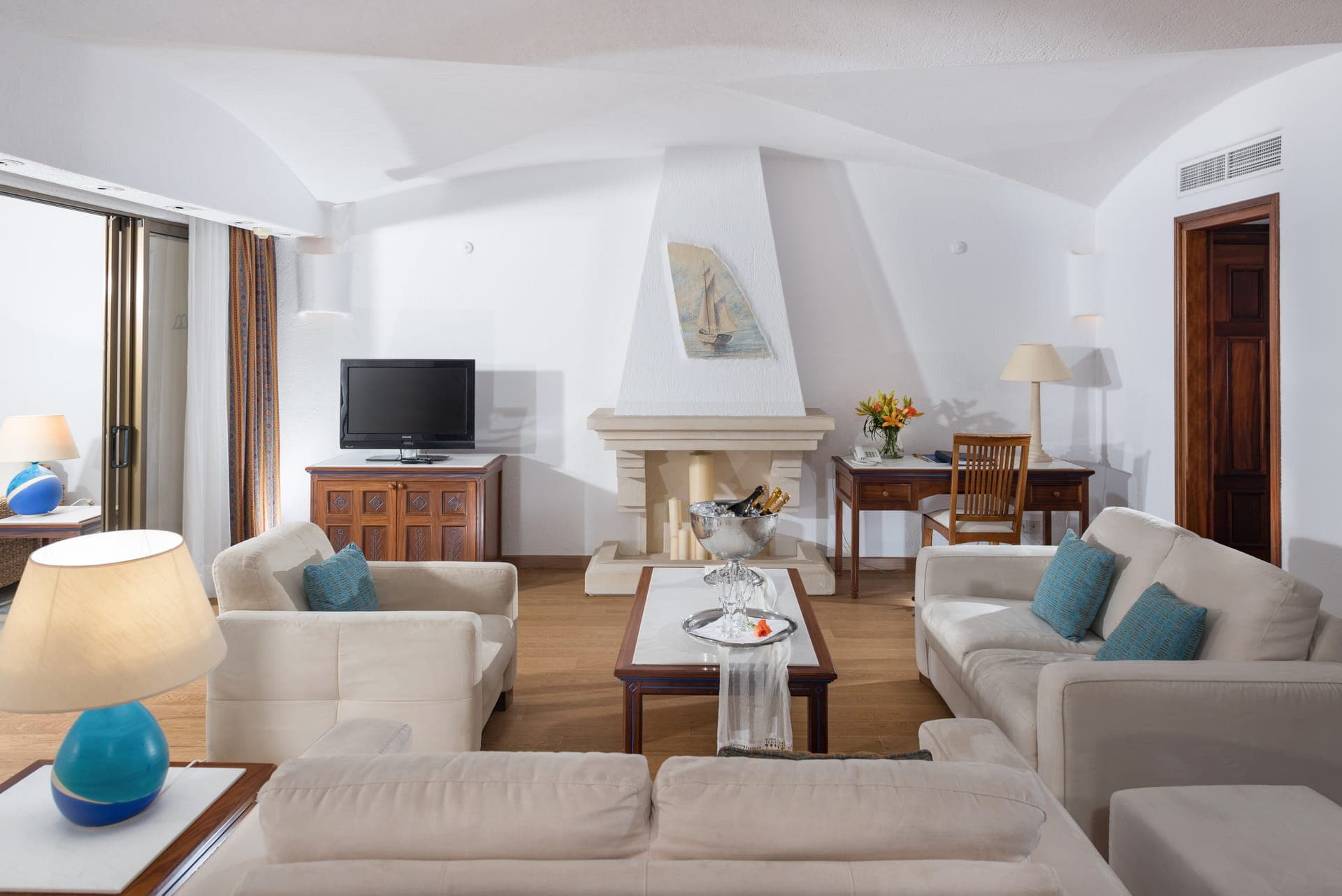 room-types-CORALB-EPR-0.jpg