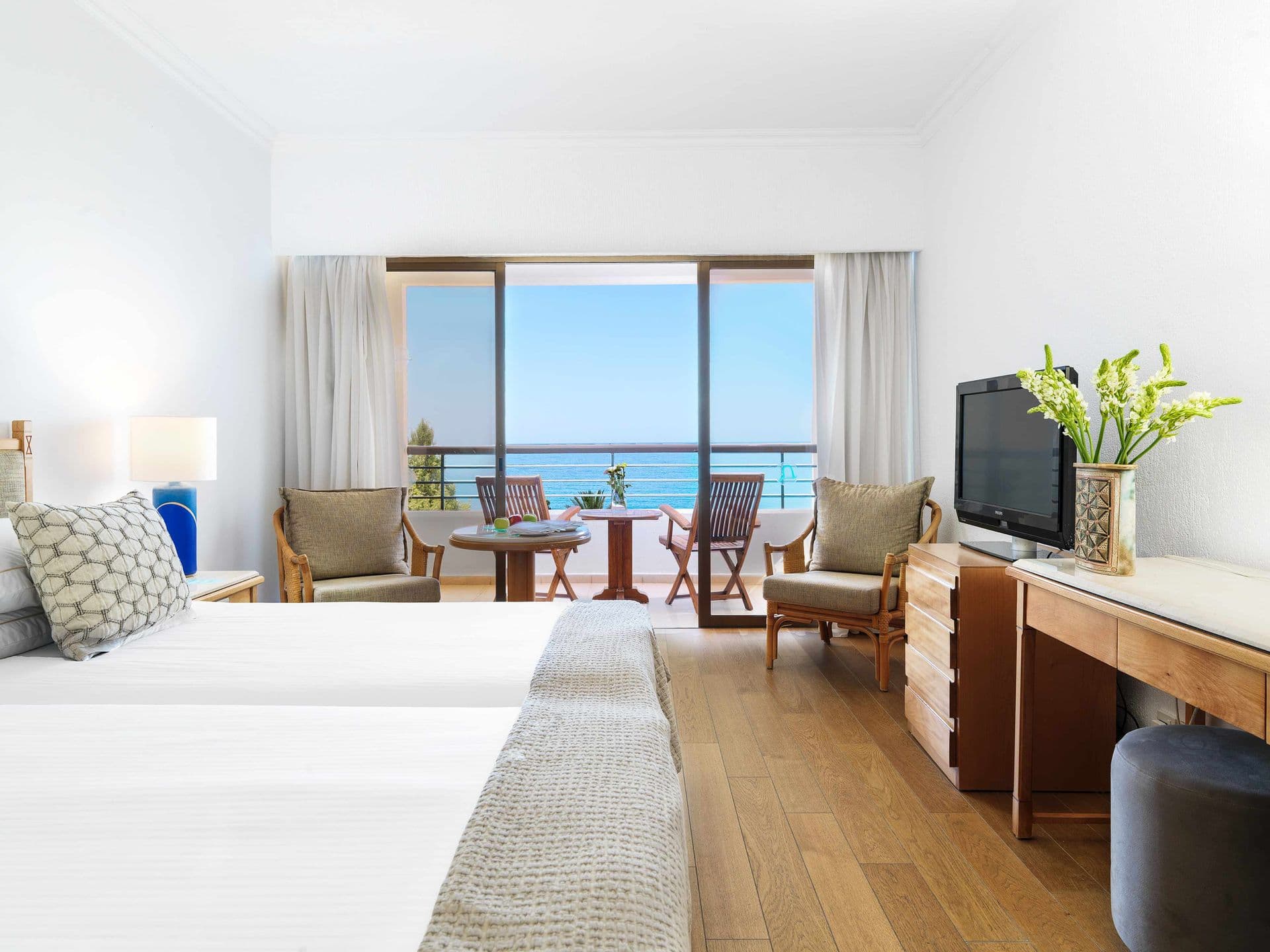 room-types-CORALB-SV-0.jpg
