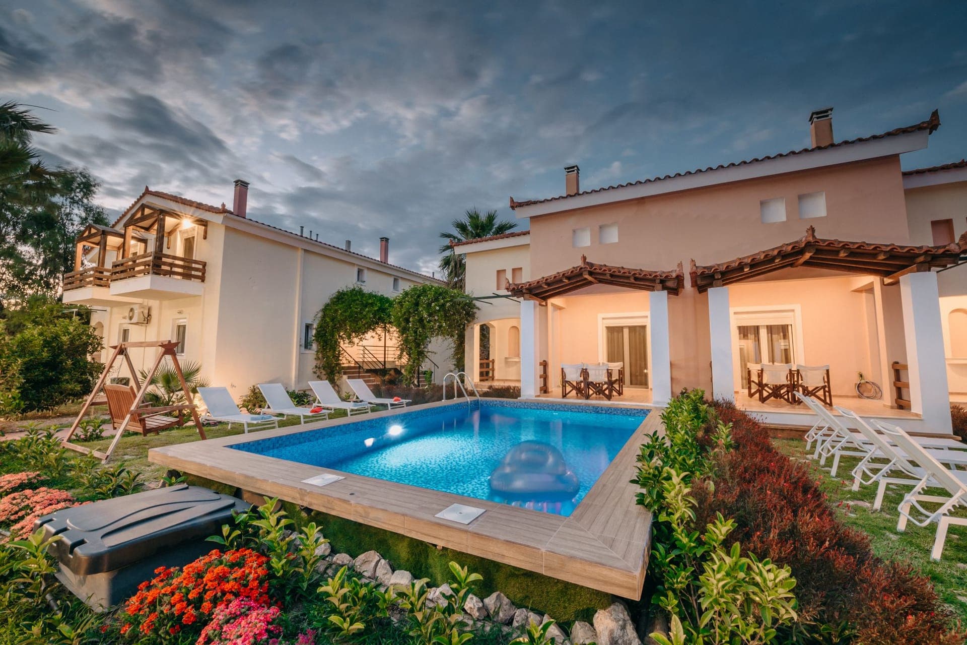 room-types-CORINTHIAN-VILLA-0.jpg