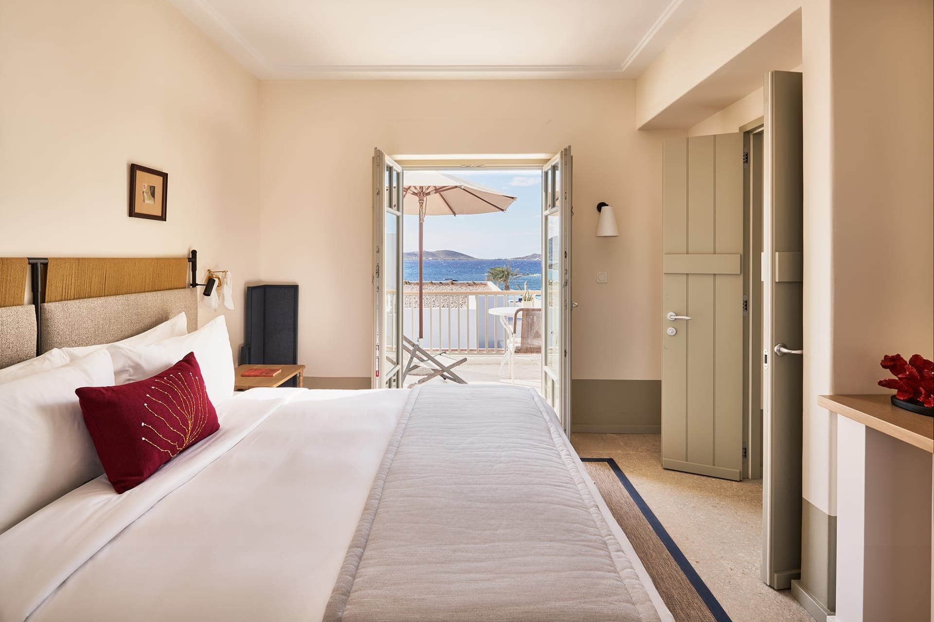 room-types-COSME-AETHER-0.jpg