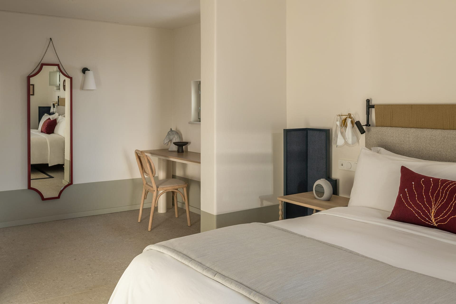 room-types-COSME-FLARE-0.jpg