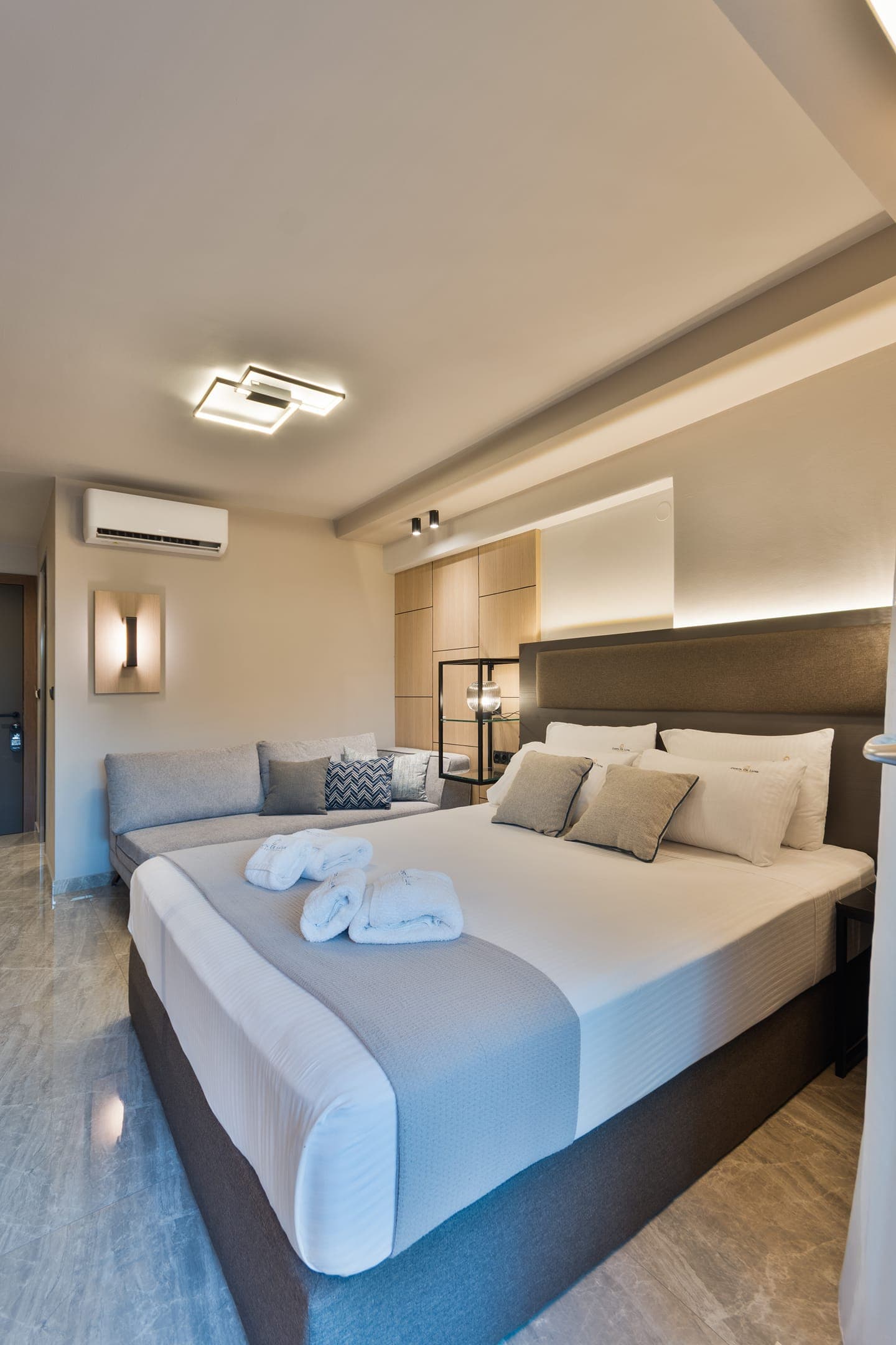 room-types-COSTAALLSU-APTGF-0.jpg