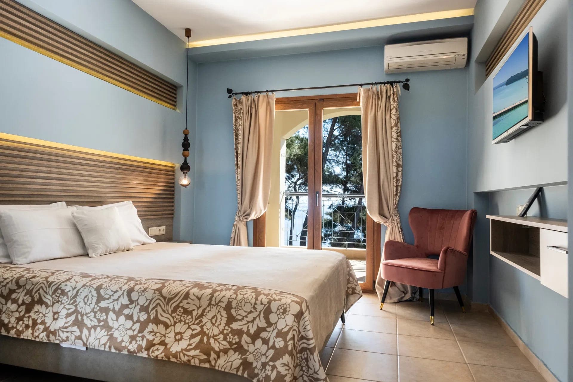 room-types-COUNTRYINN-DELSV-0.jpg