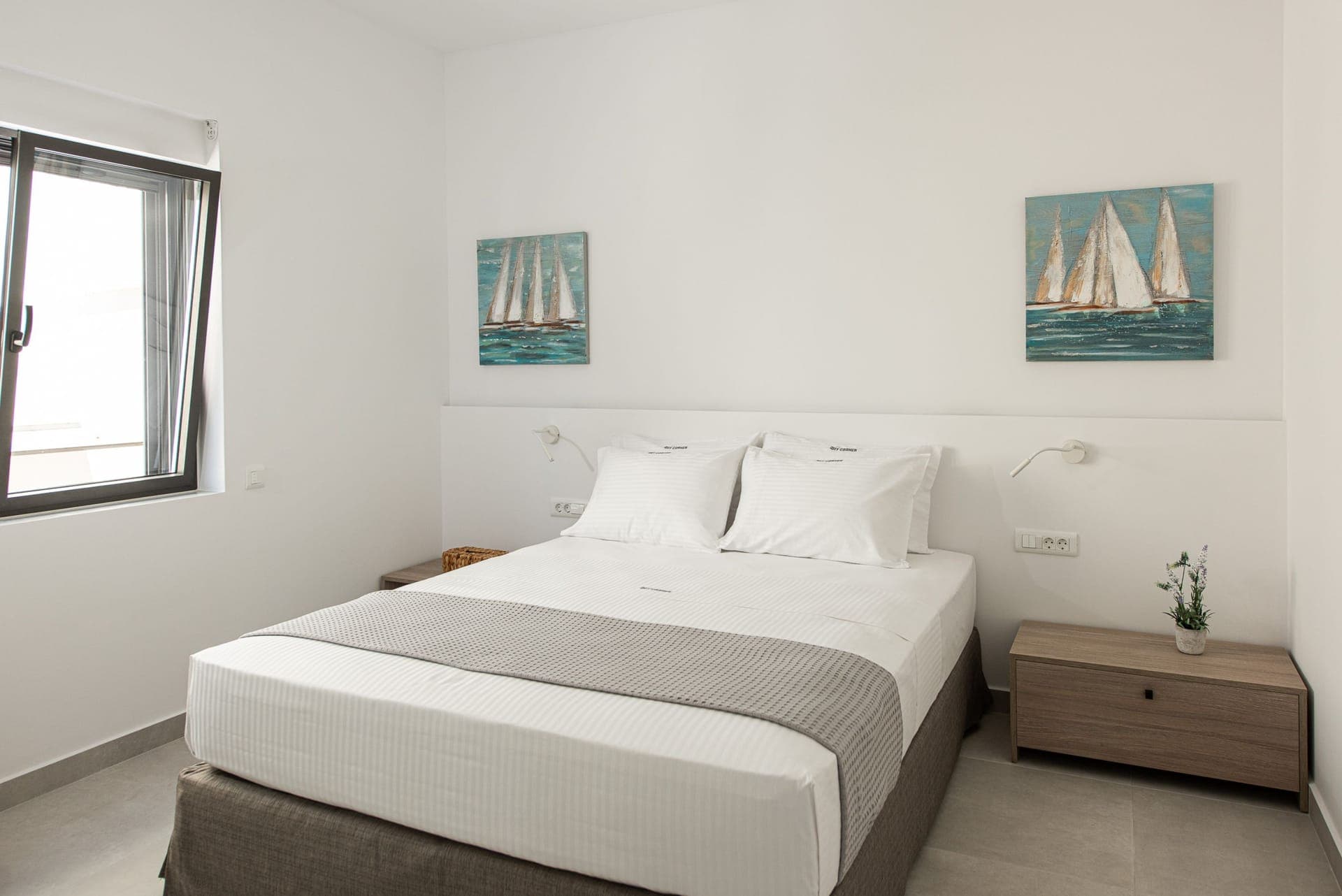 room-types-COZYCORNER-DELUXE-0.jpg
