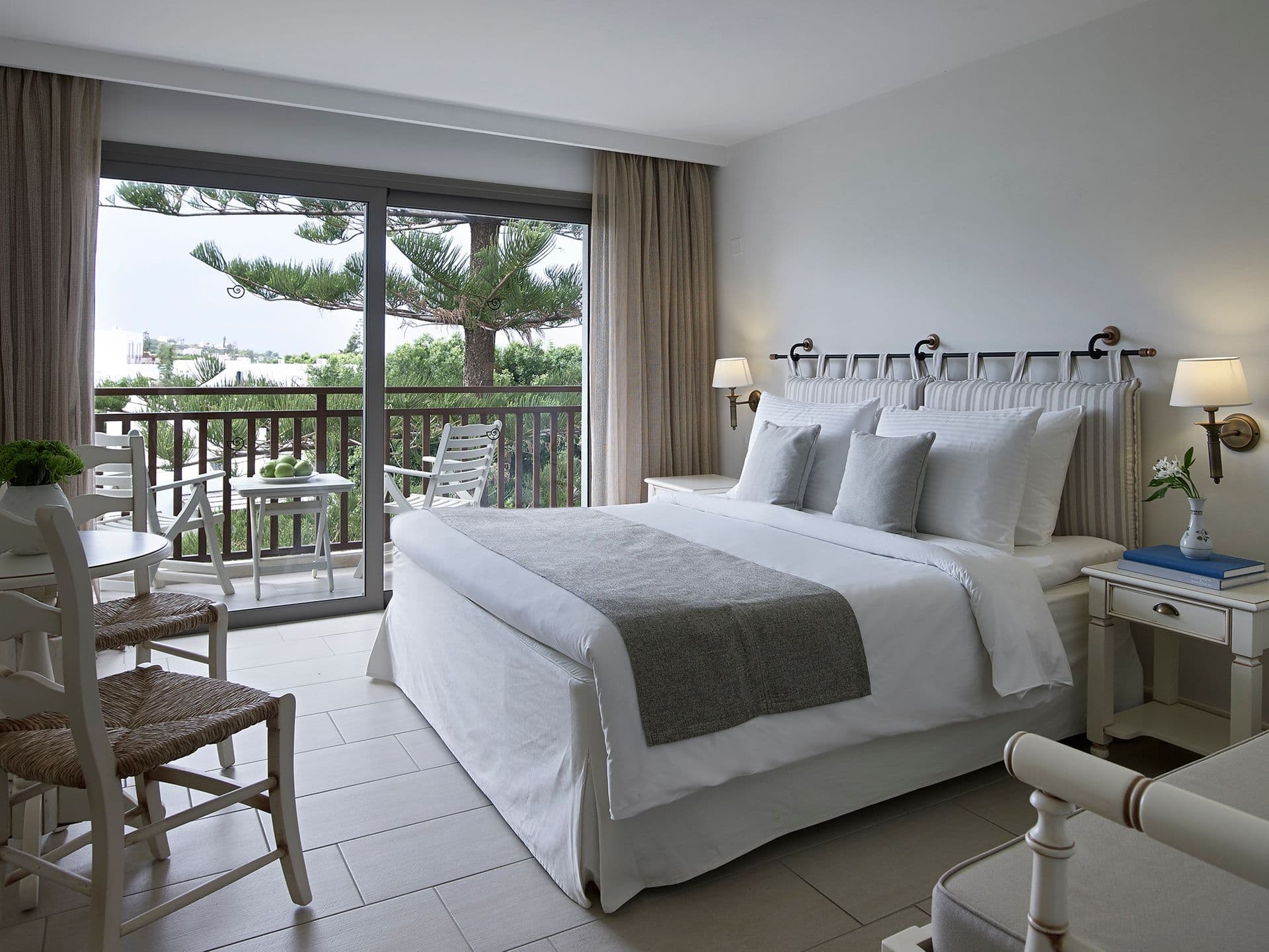 room-types-CRETAMARIS-FAM-0.jpg