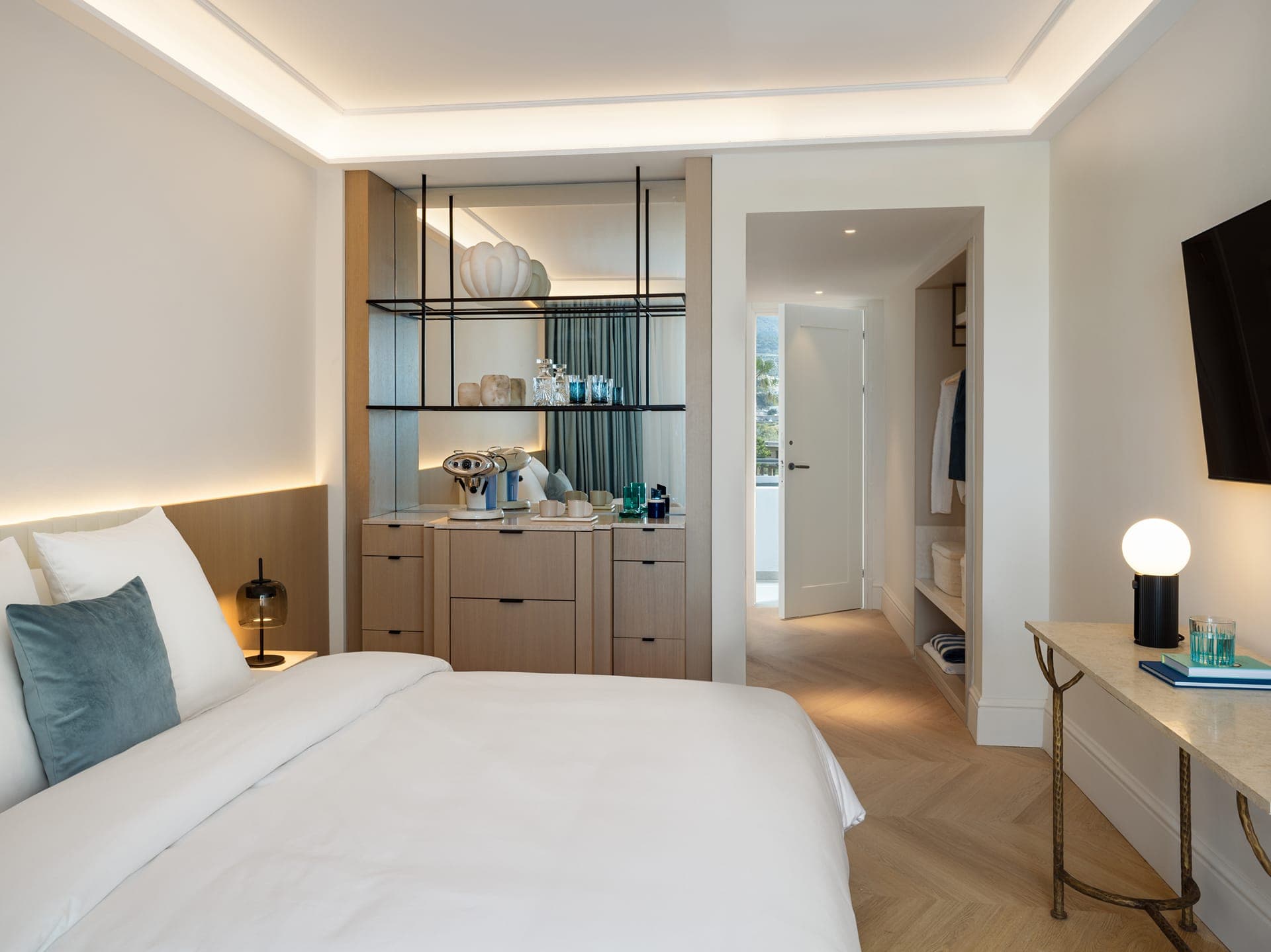 room-types-CRETAPAL-DXS-0.jpg