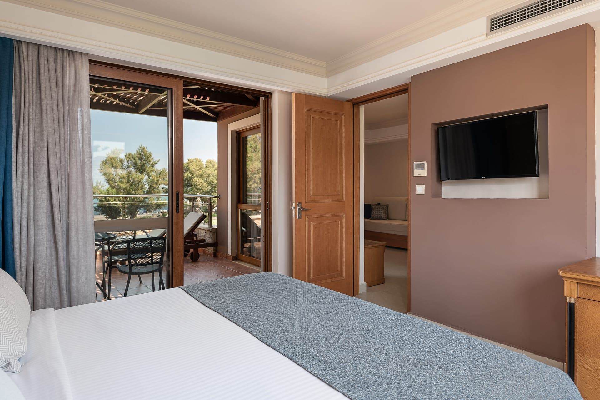 room-types-CRETAPARAD-FMSUSS-0.jpg