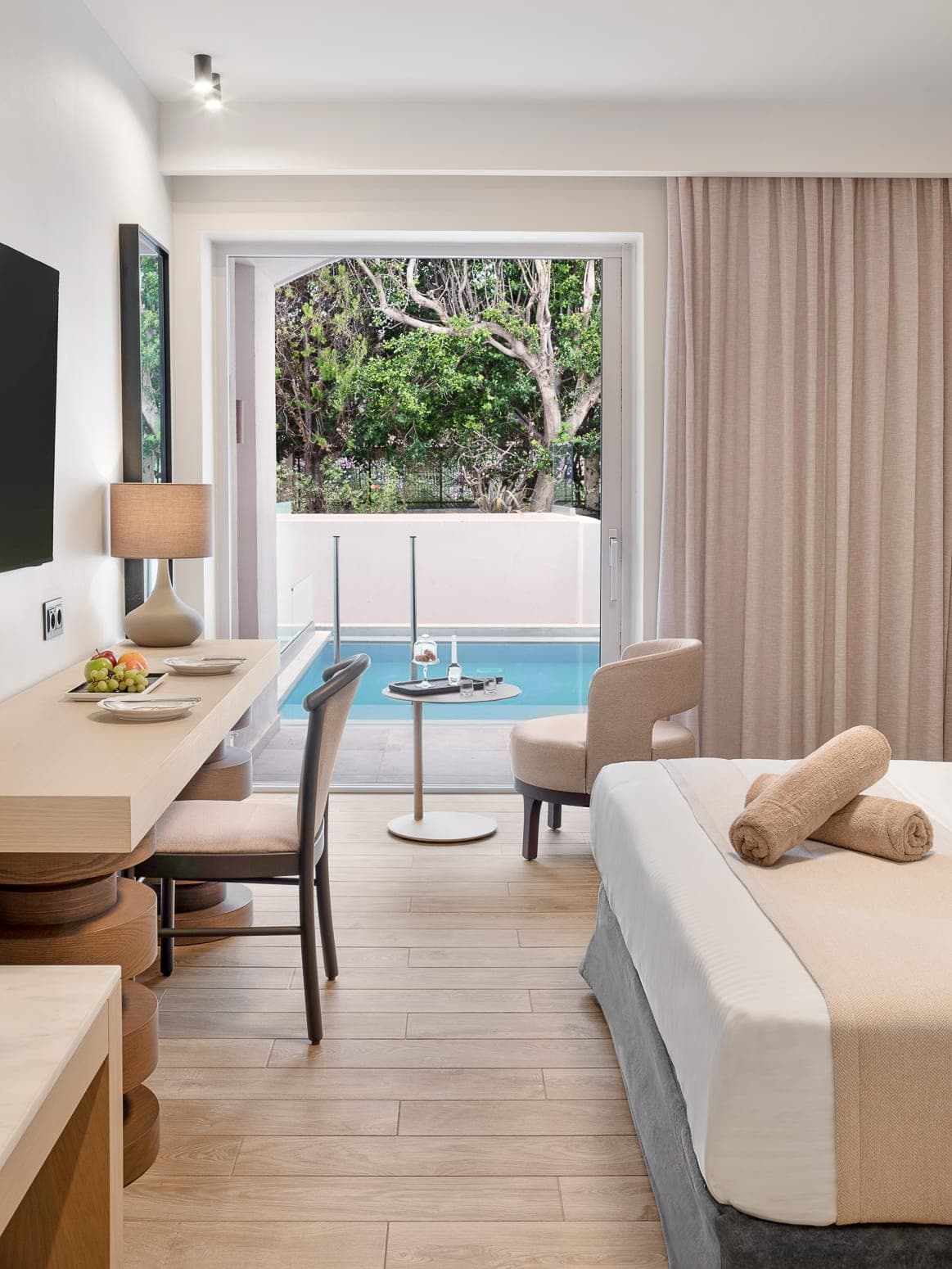 room-types-CRETAROYAL-SDPV-0.jpg