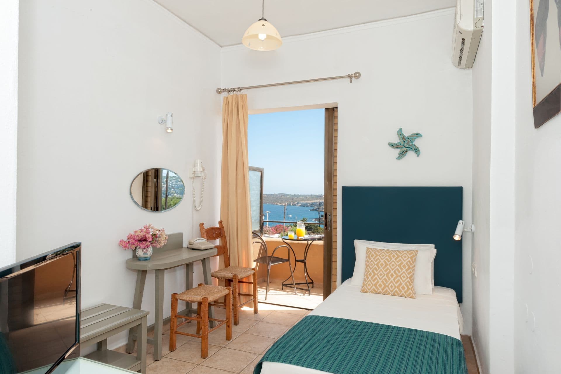 room-types-CRETAVITAL-SGL-0.jpg