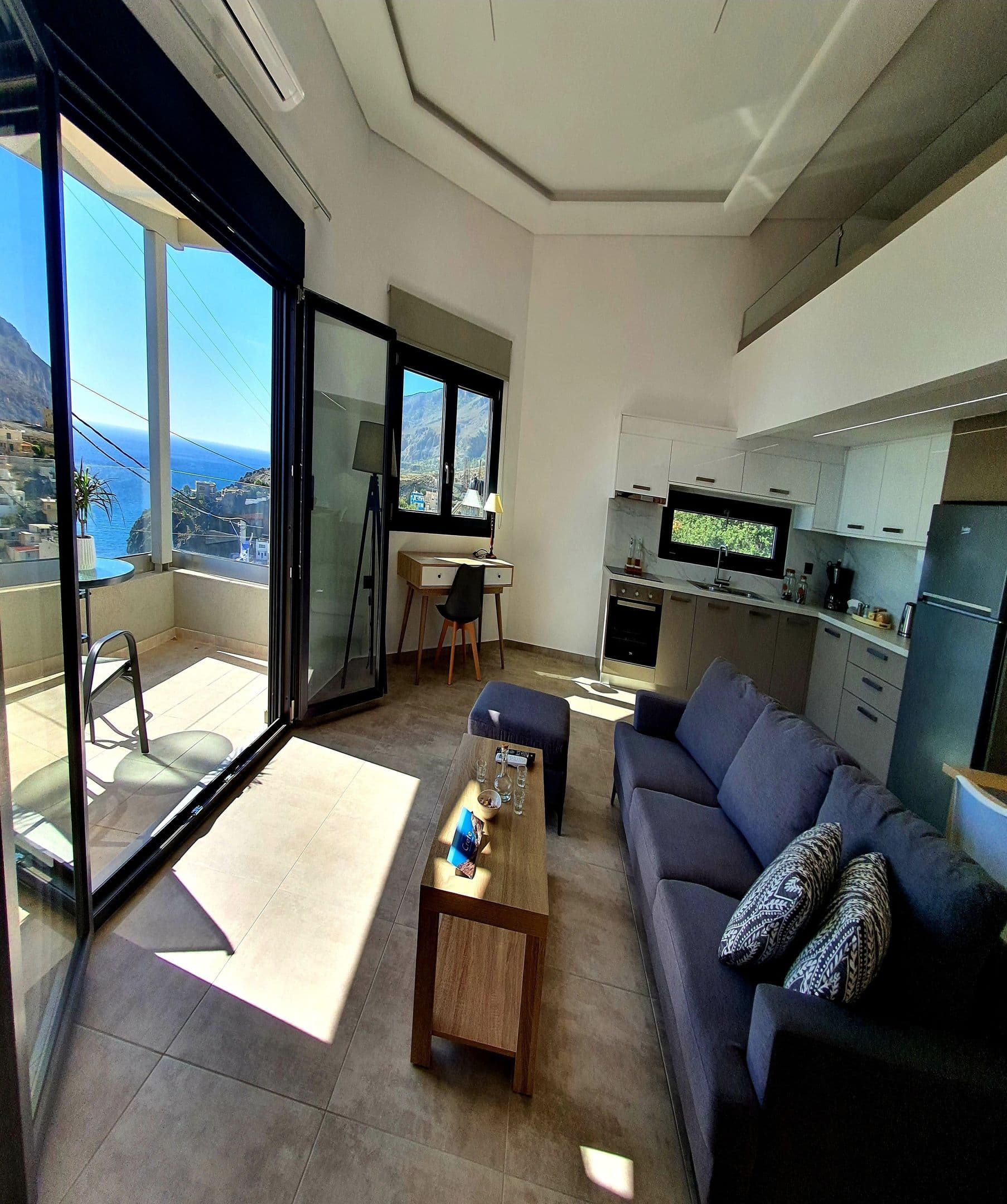 room-types-CRETESOUTH-SEA-0.jpg