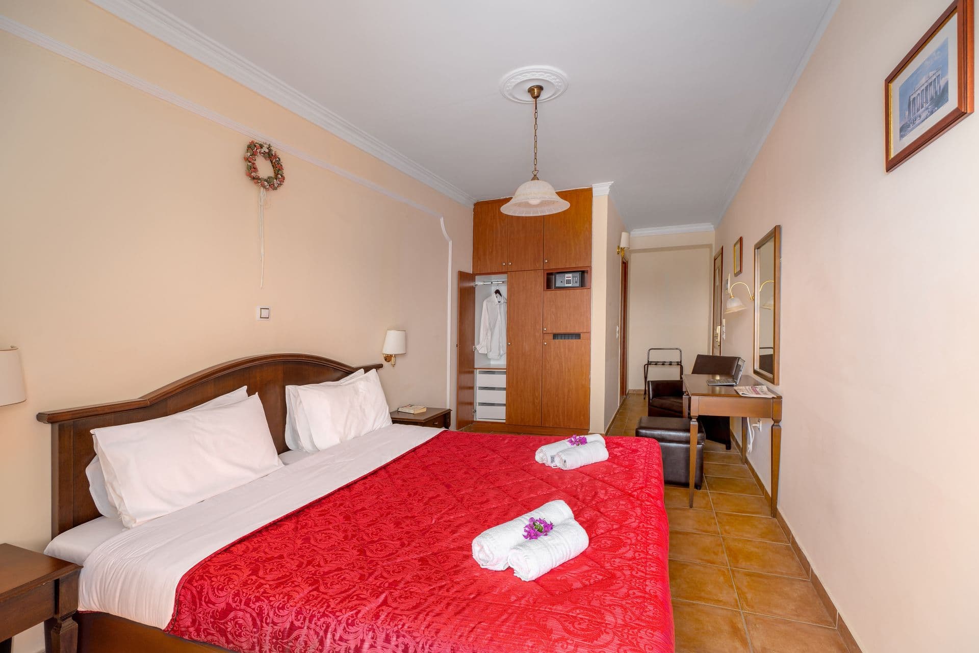room-types-CRFSECRET-SUPR-0.jpg