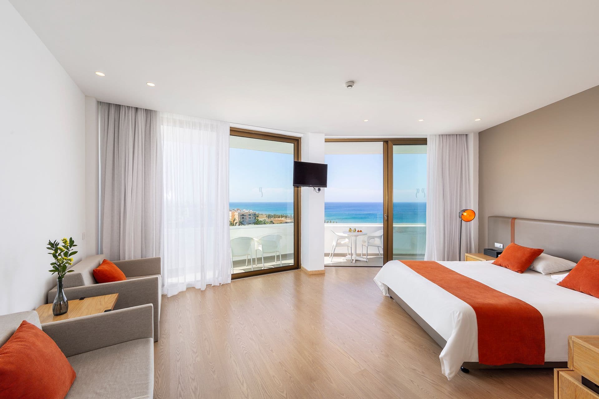 room-types-CRYSTAL-SUPFA-0.jpg
