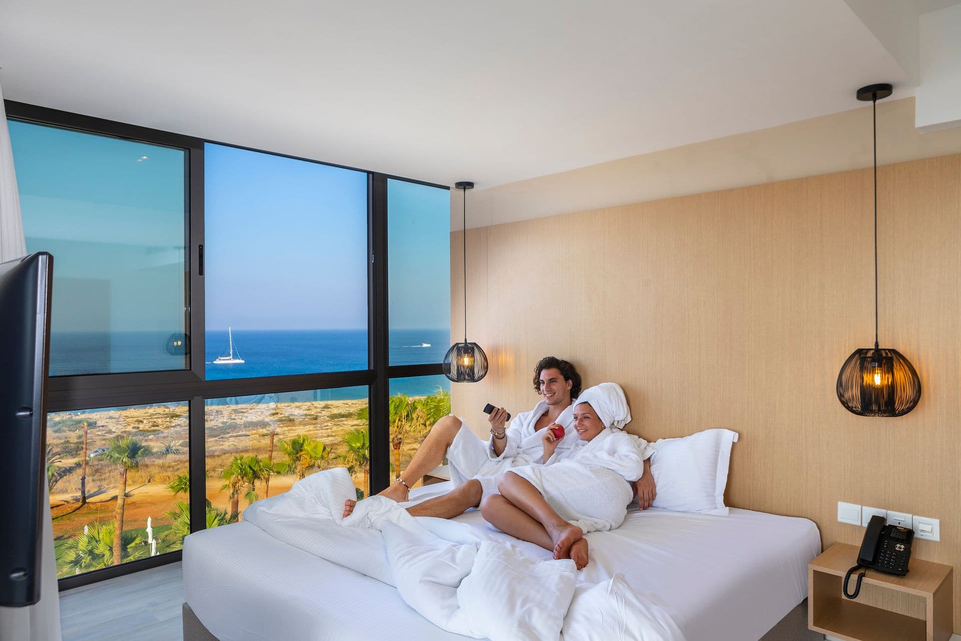 room-types-CRYSTALCOV-JUNIOR-0.jpg