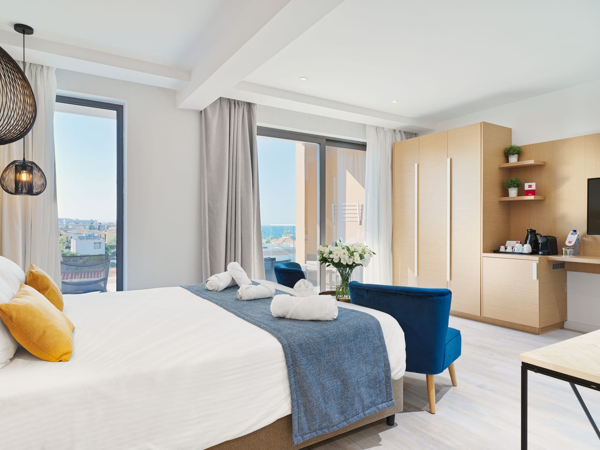 room-types-CRYSTALCOV-STD-0.jpg