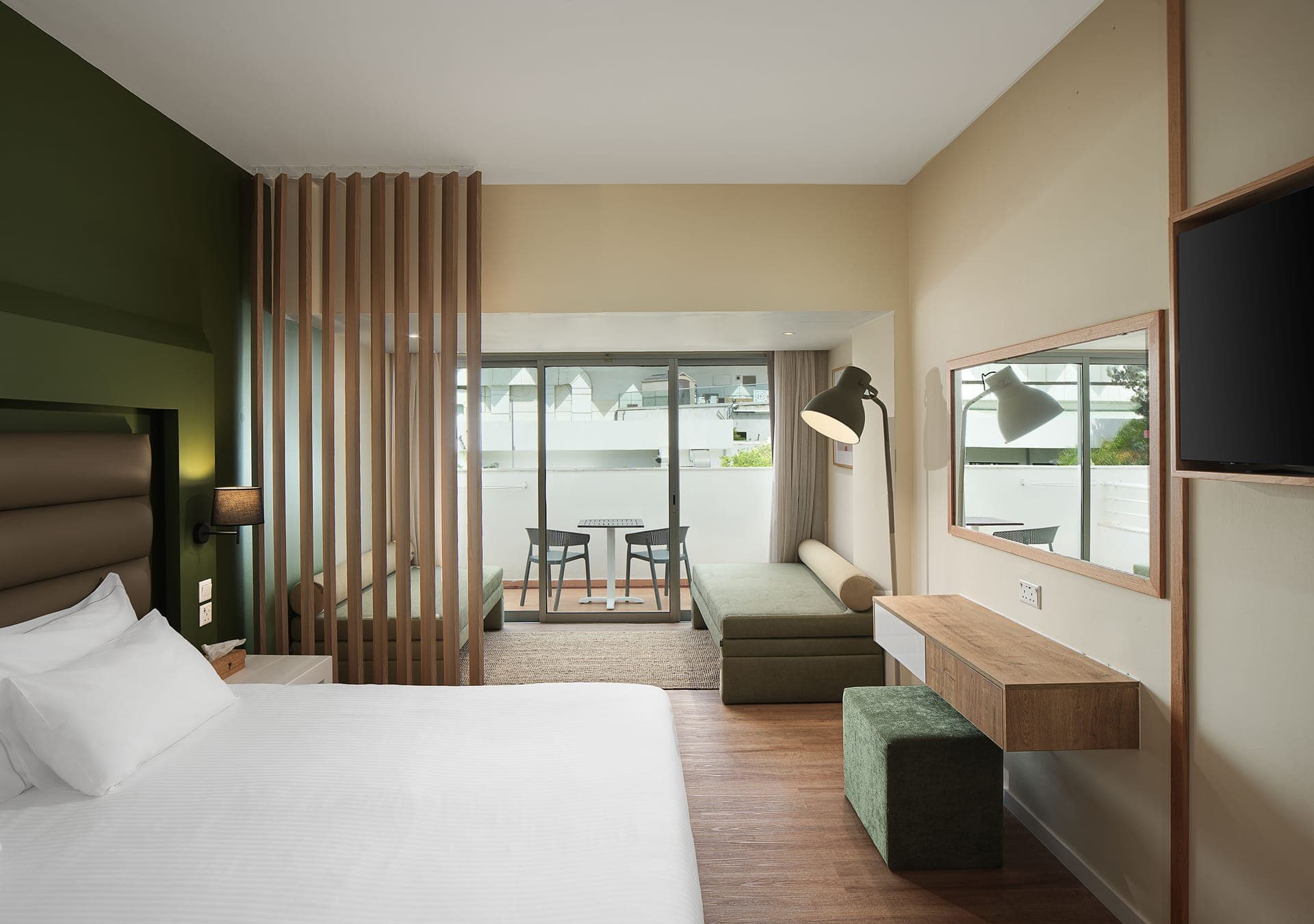 room-types-CYPRIA-FAMIV-0.jpg