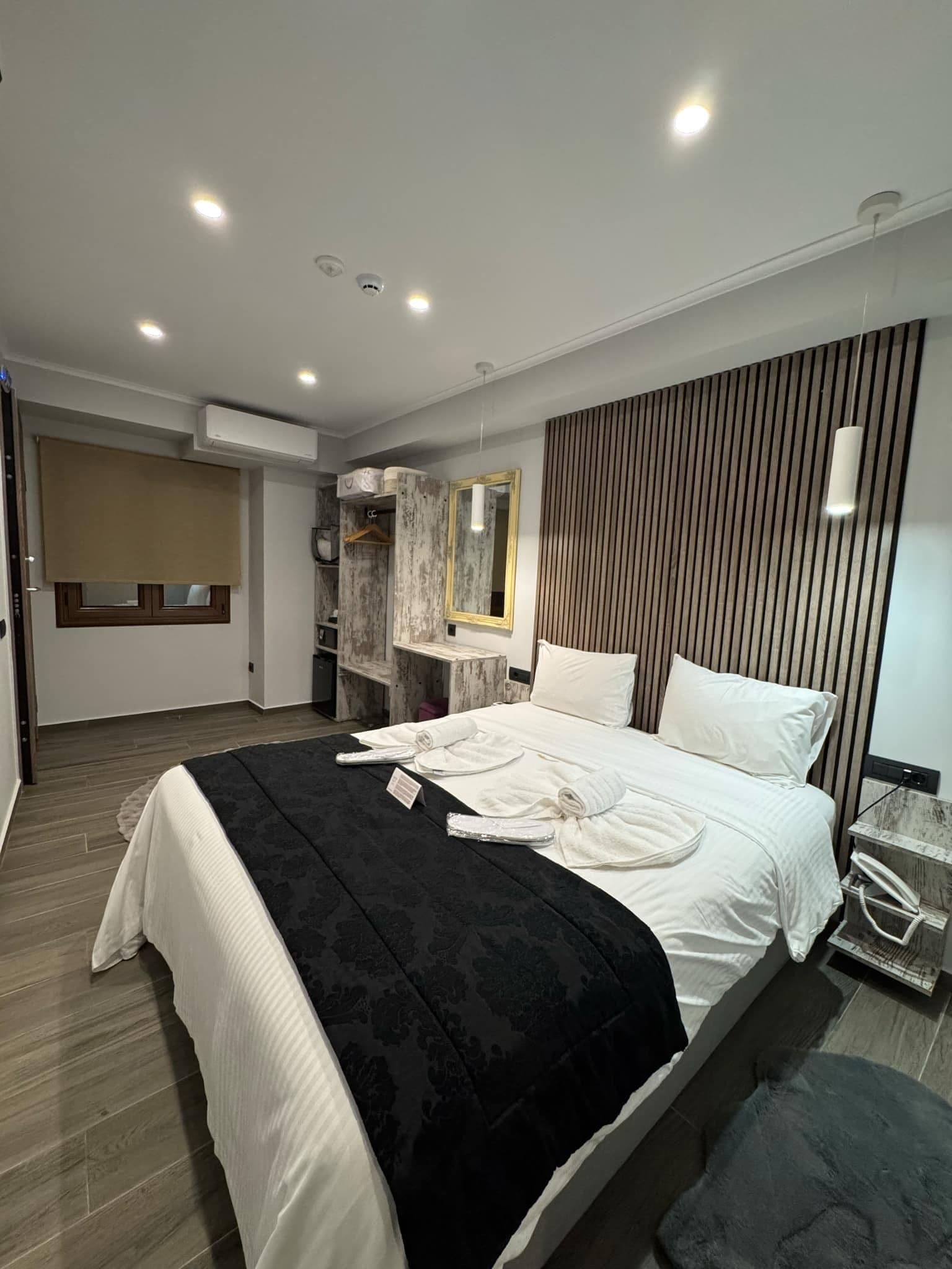 room-types-DAFNI-STU-0.jpg