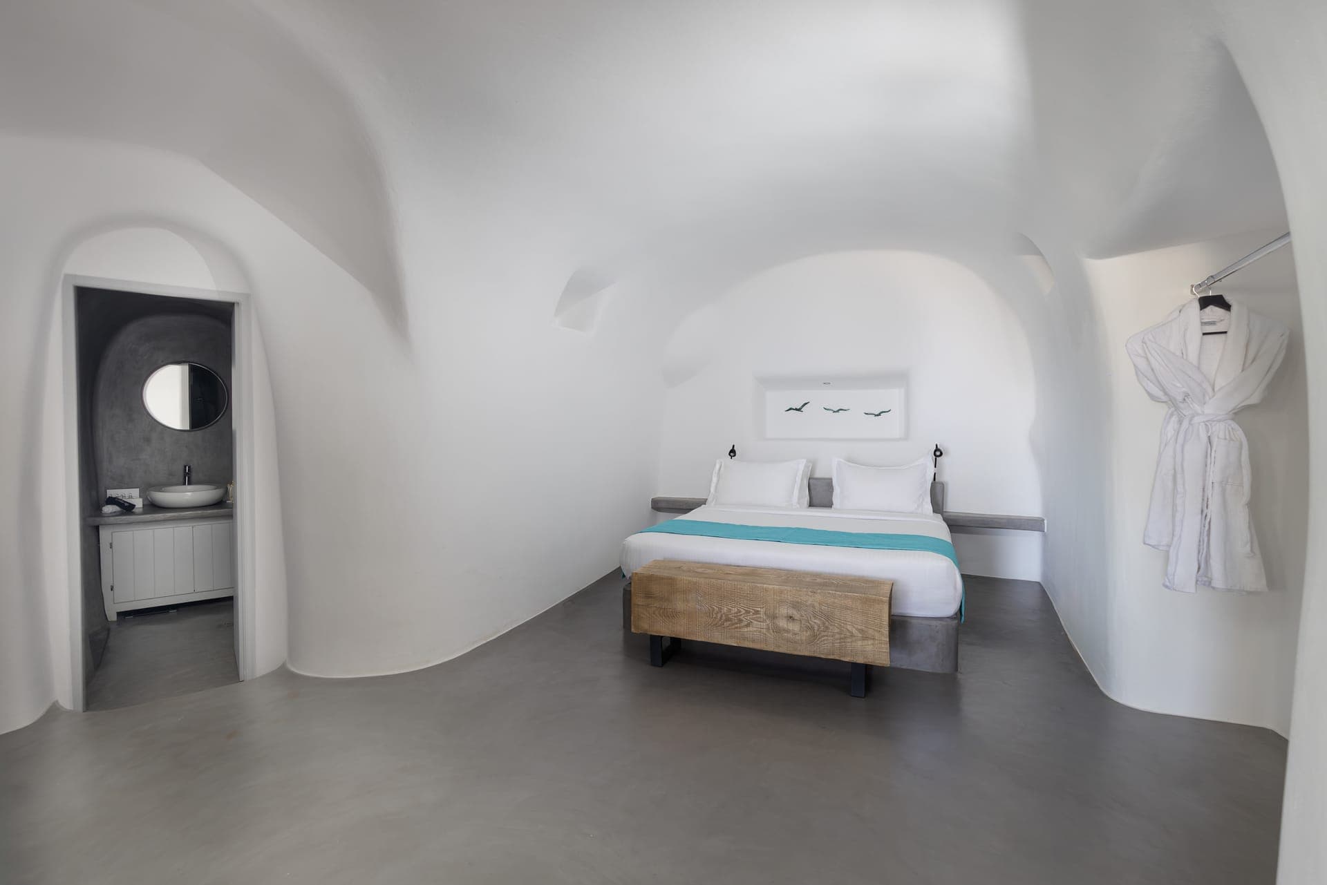 room-types-DANAESUIT-LUXURY-0.jpg
