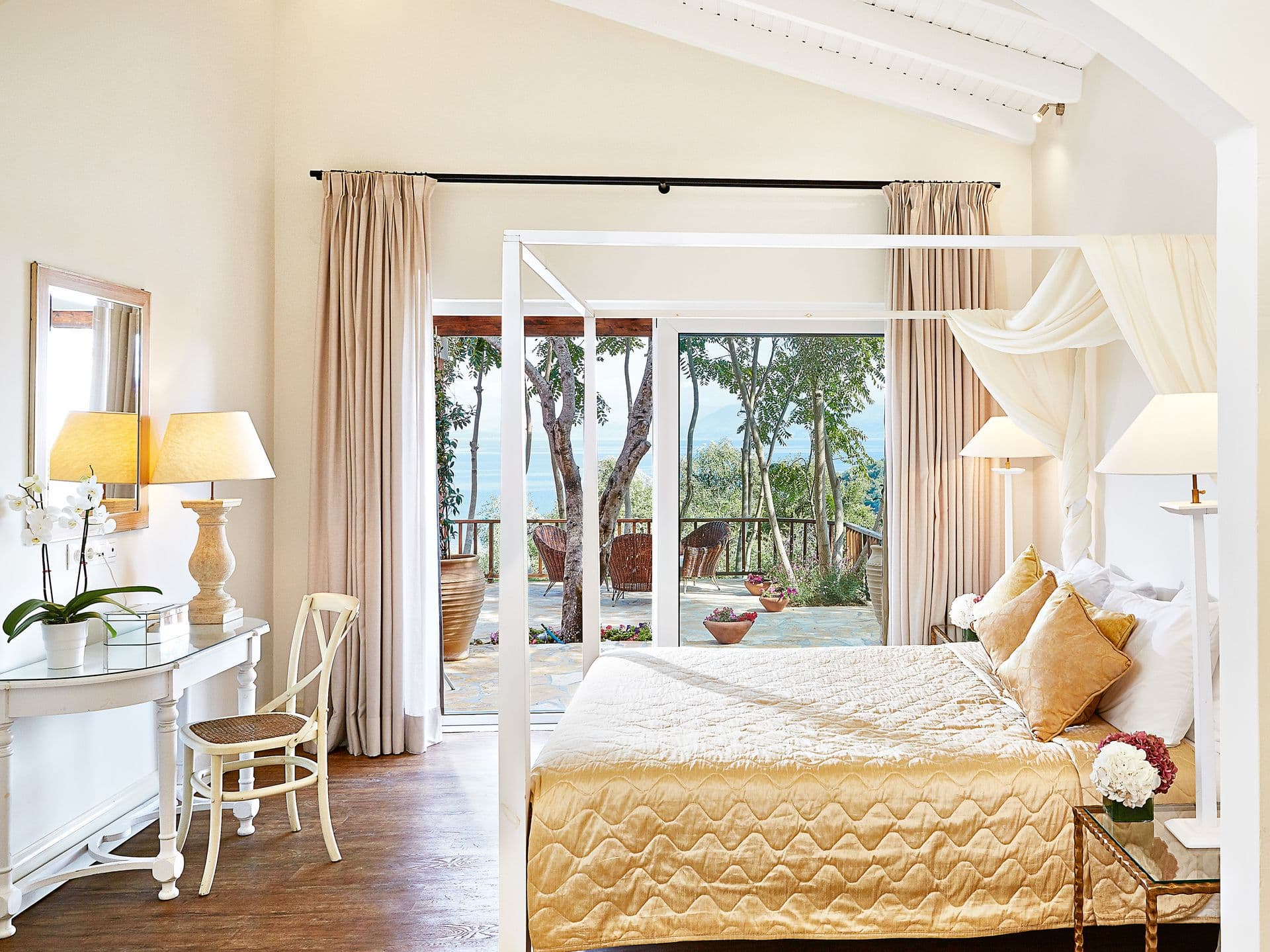 room-types-DAPHNILBAY-2BEDV-0.jpg