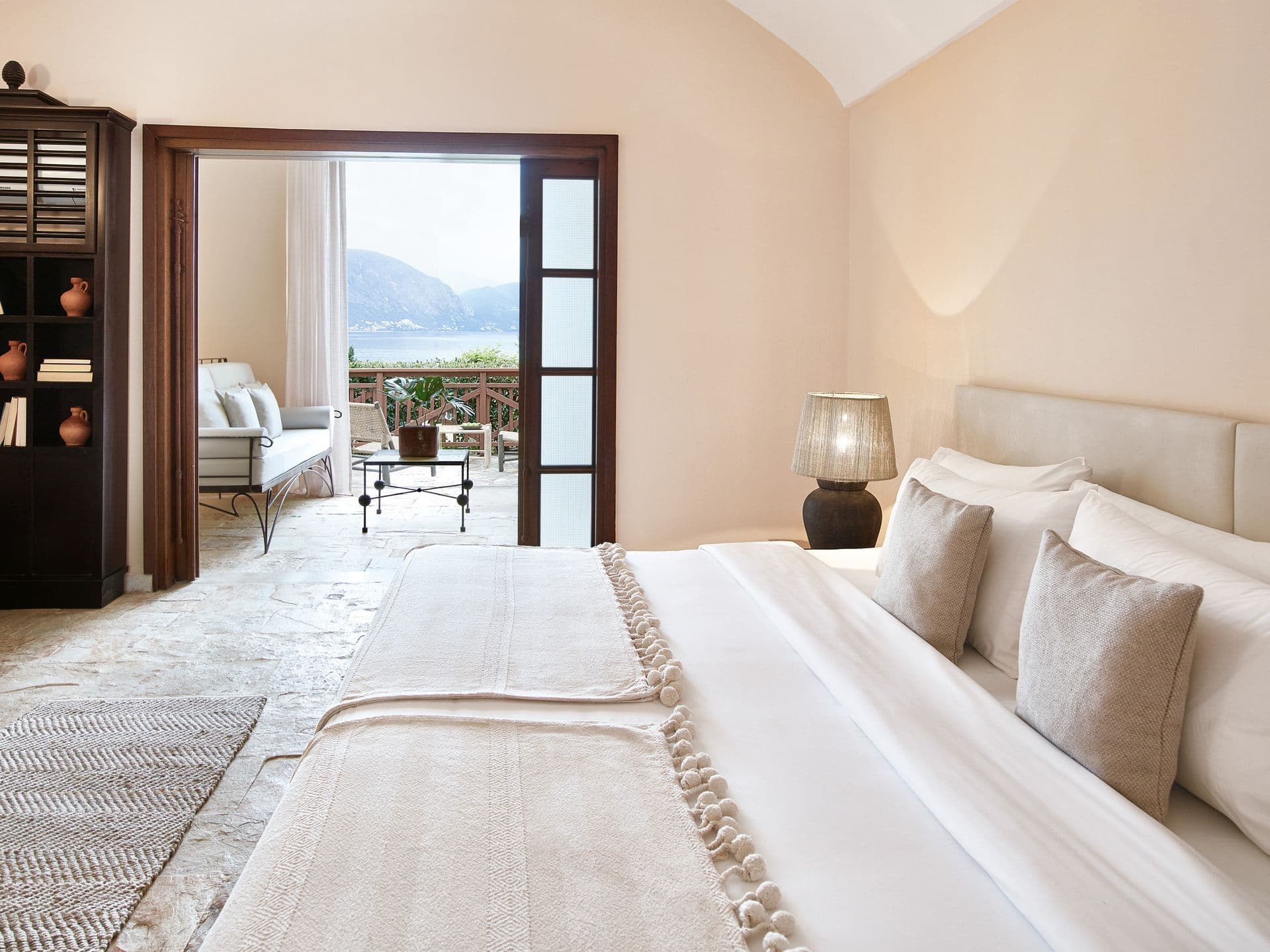 room-types-DAPHNILBAY-BSSF-0.jpg