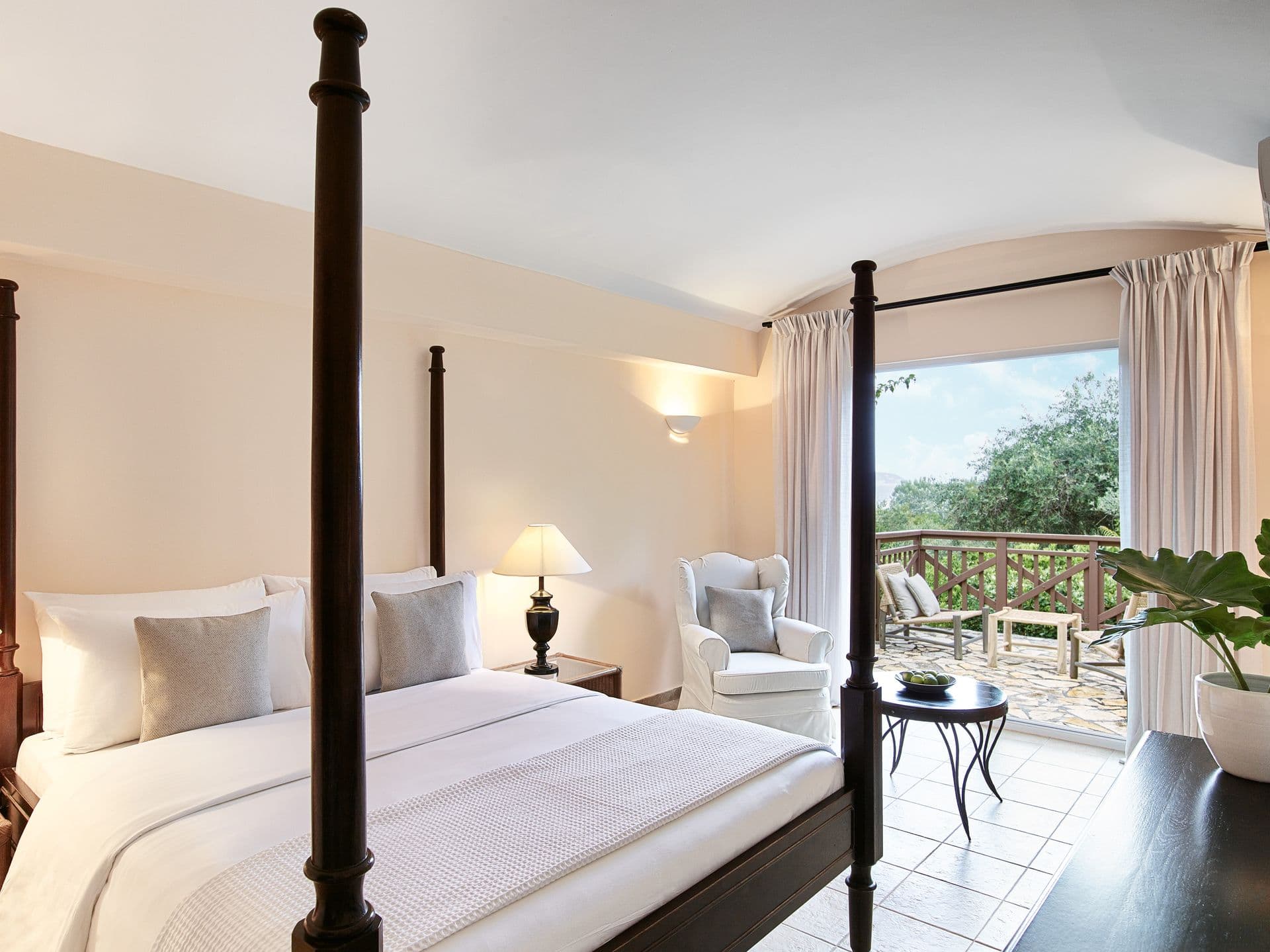 room-types-DAPHNILBAY-FB-0.jpg