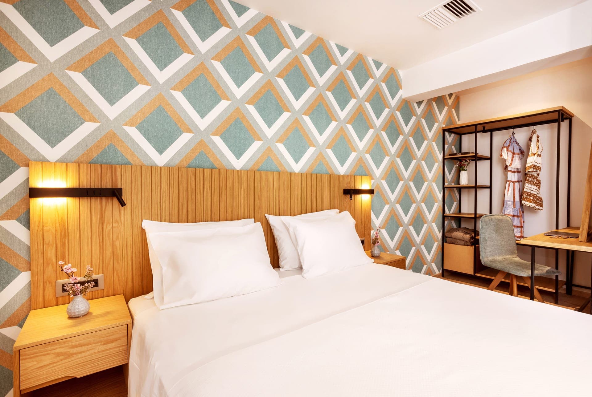 room-types-DAYSCITYAT-JNRSUI-0.jpg
