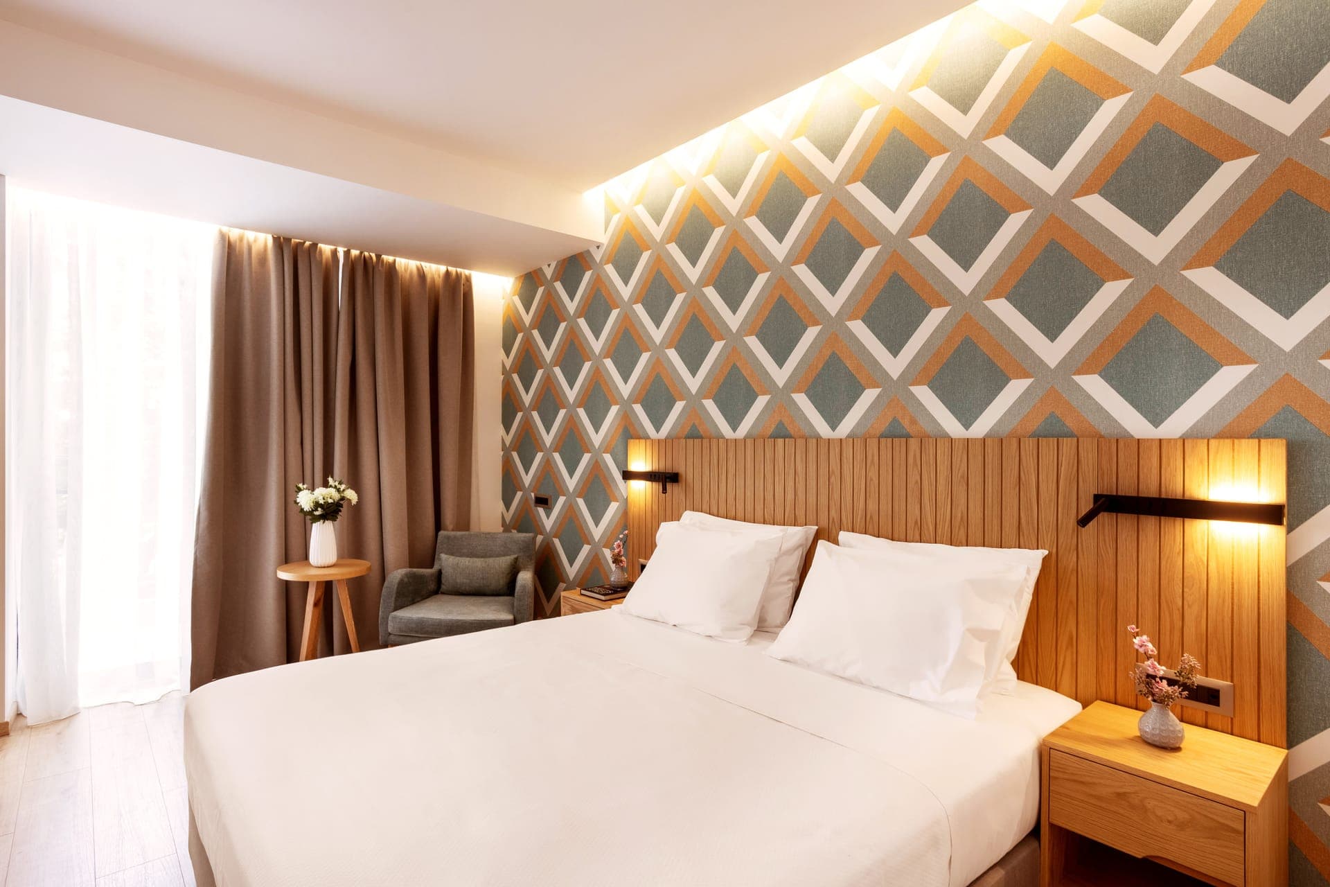 room-types-DAYSCITYAT-SUPDK-0.jpg