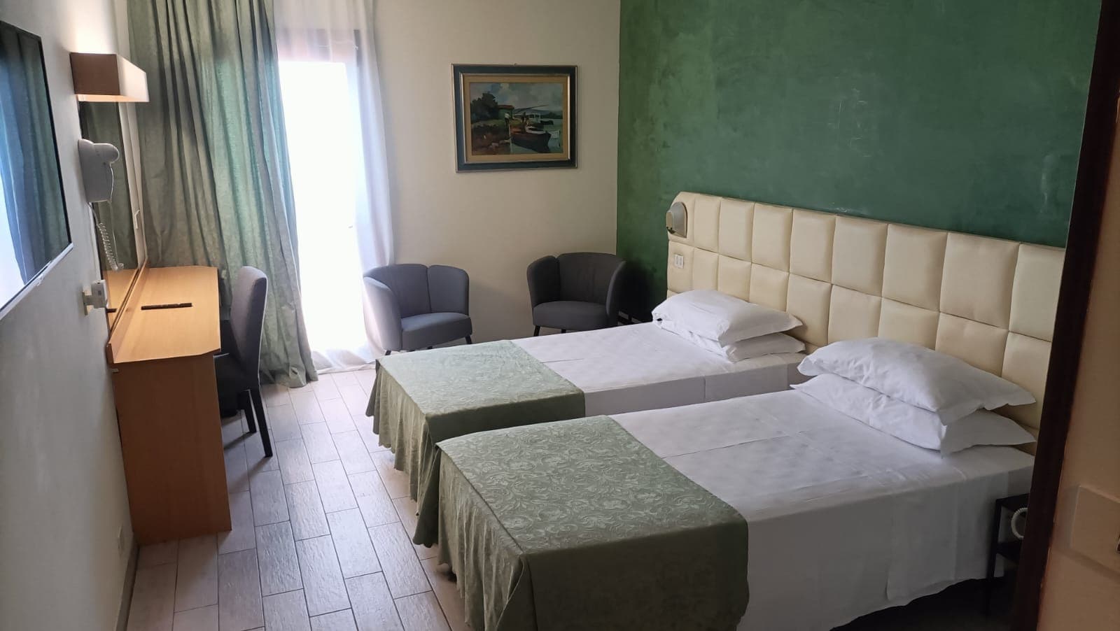 room-types-DELFLORENC-DBL-0.jpg