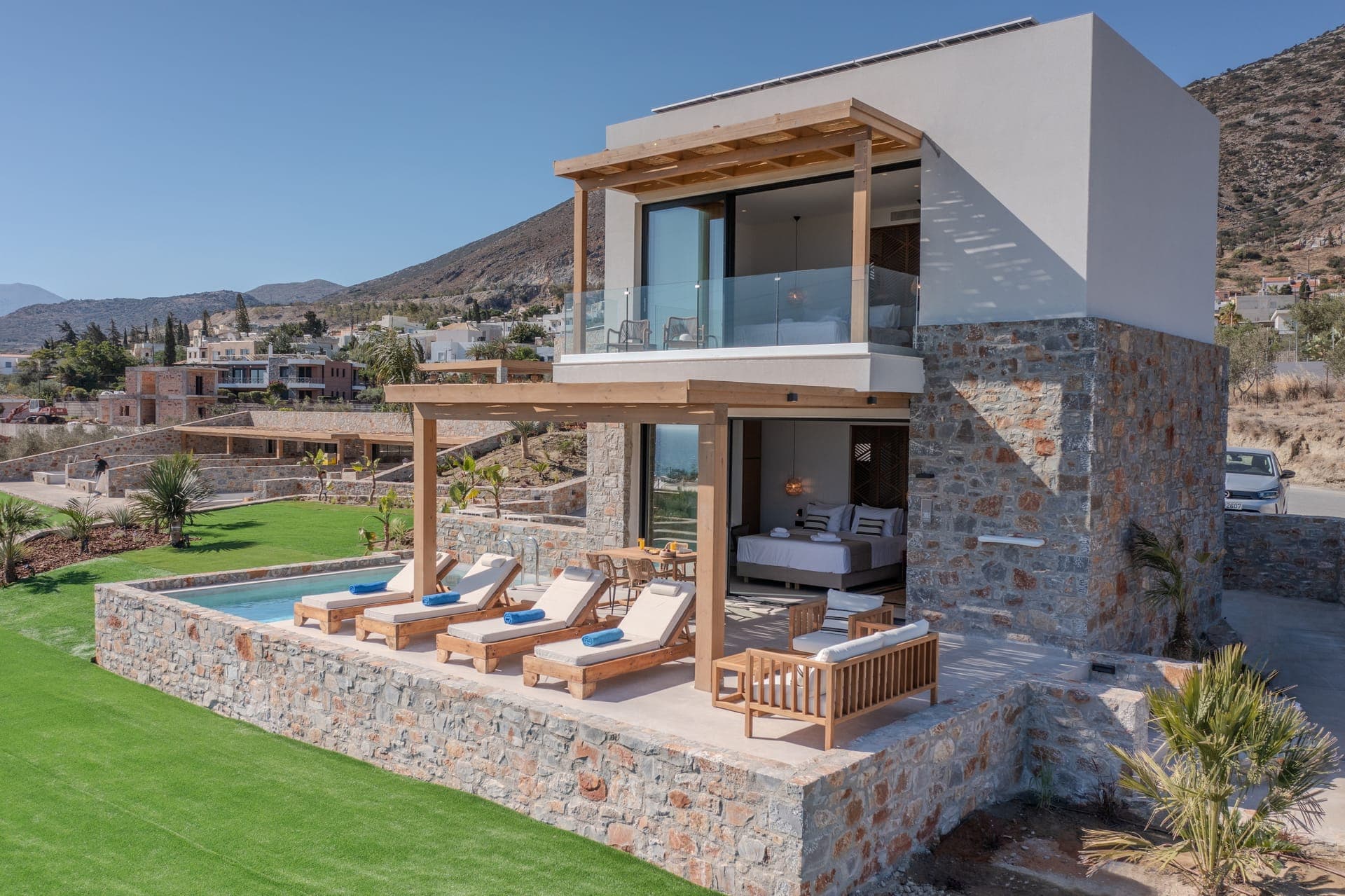room-types-DEOSLUXURY-VILLA-0.jpg