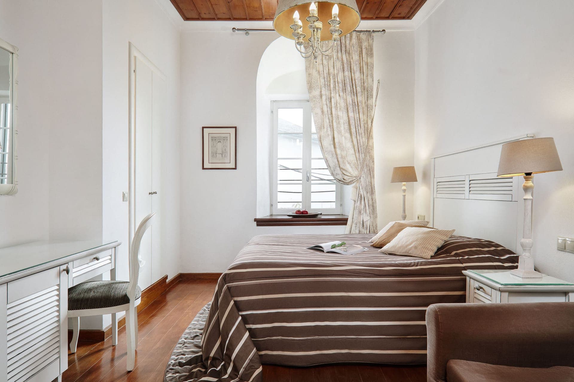 room-types-DESPOTIKO-STD-0.jpg