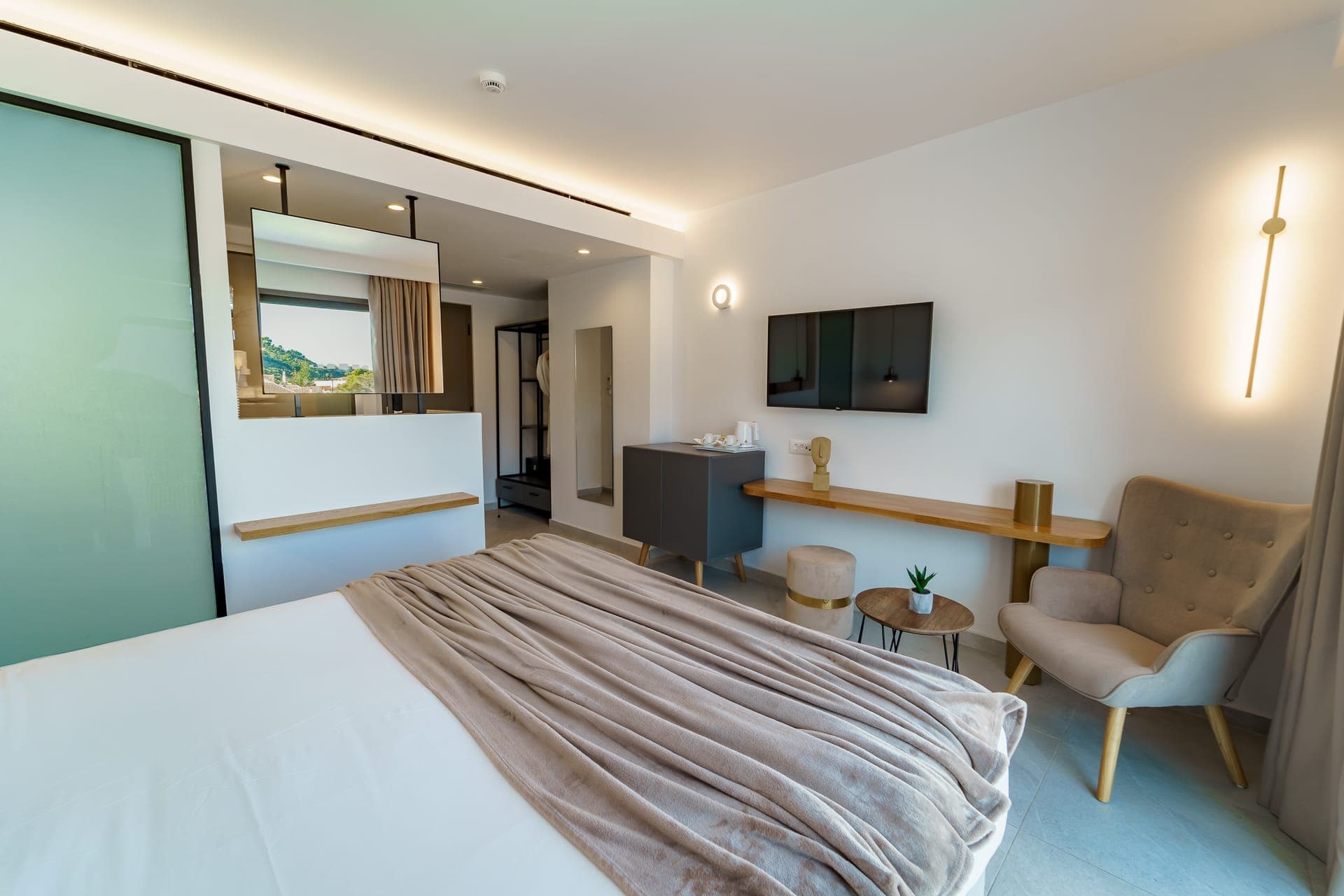 room-types-DIANAPLC-JNR-0.jpg