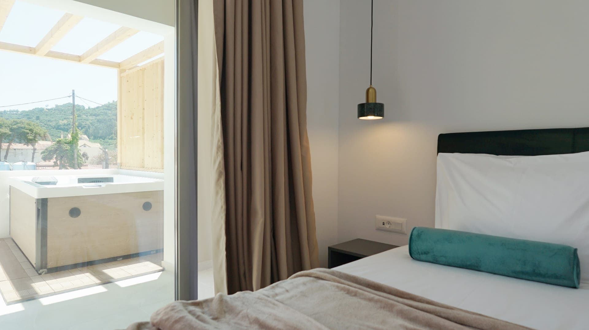 room-types-DIANAPLC-JNRJAC-0.jpg