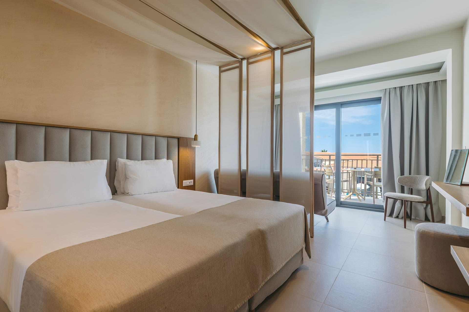 room-types-DIANAPLC-SIGSUI-0.jpg
