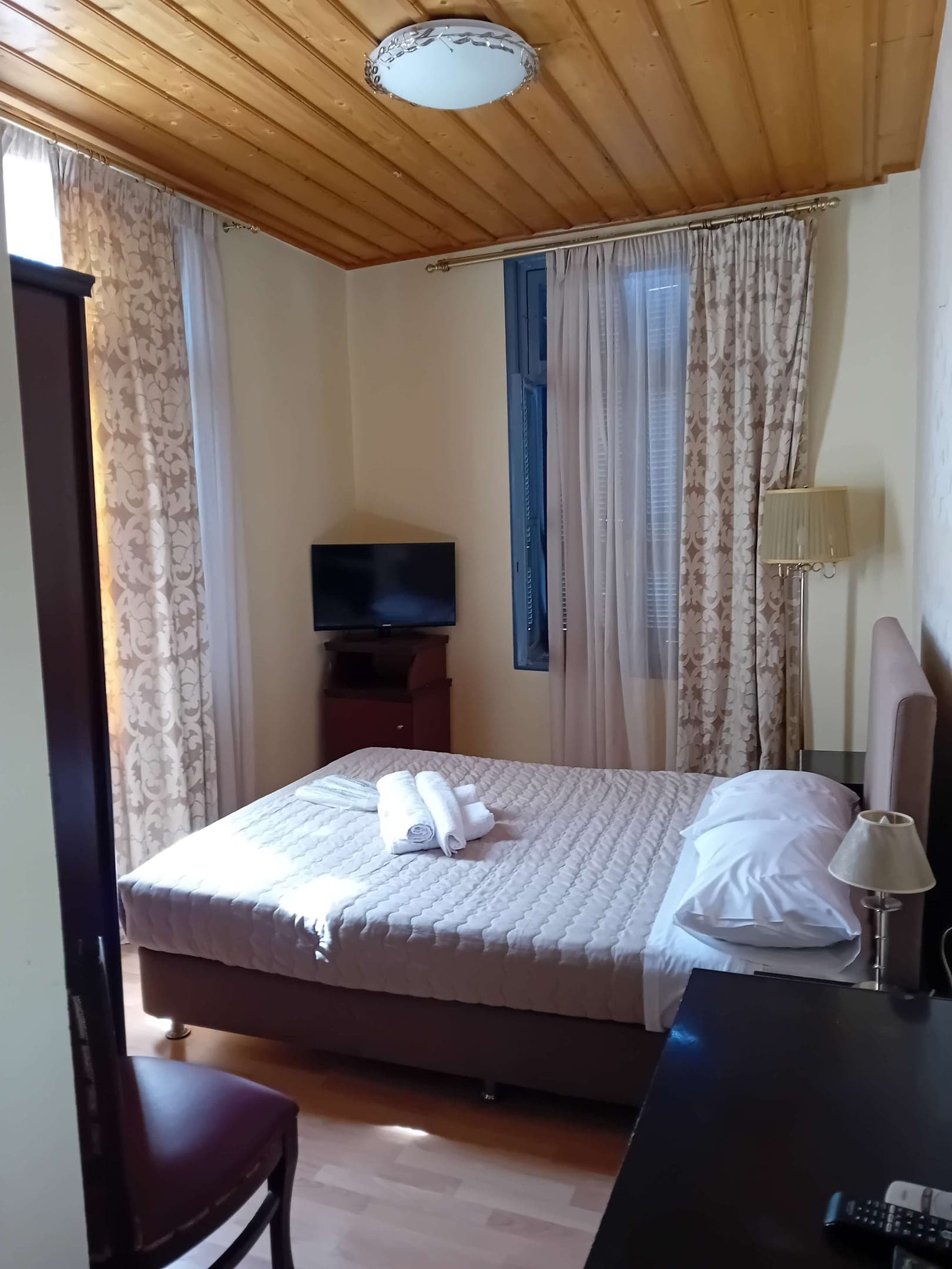 room-types-DIASHOTELN-SDB-0.jpg
