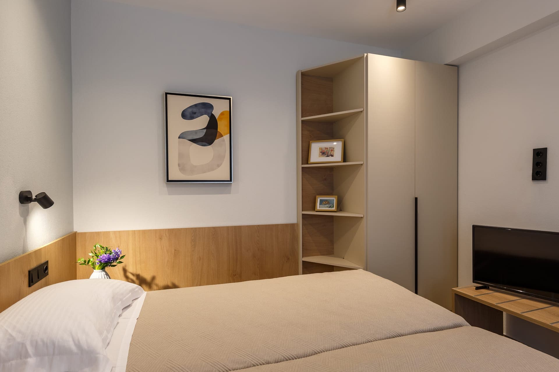 room-types-DIMIRES-1BED-0.jpg