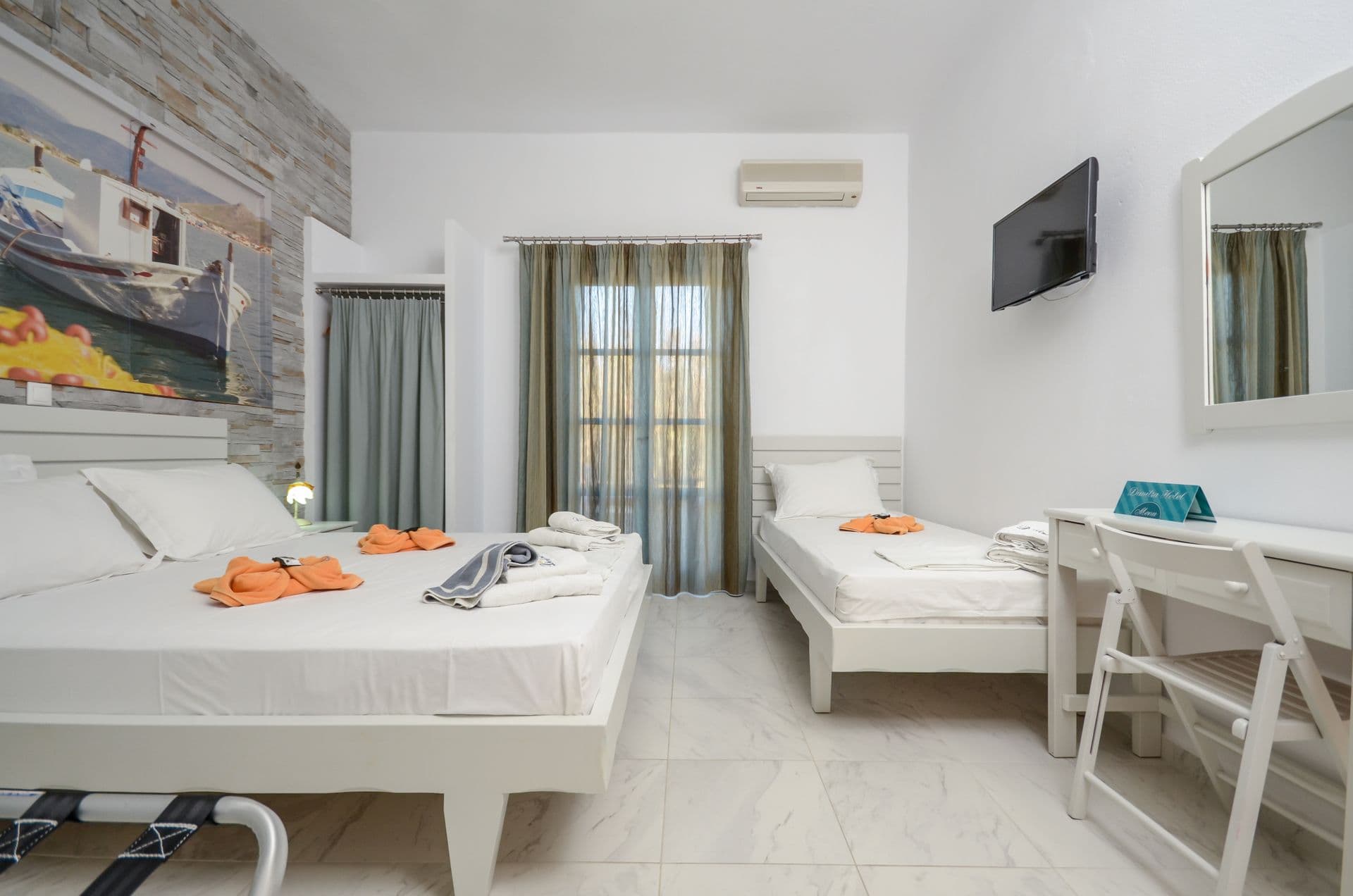 room-types-DIMITRANAX-TRIPLE-0.jpg