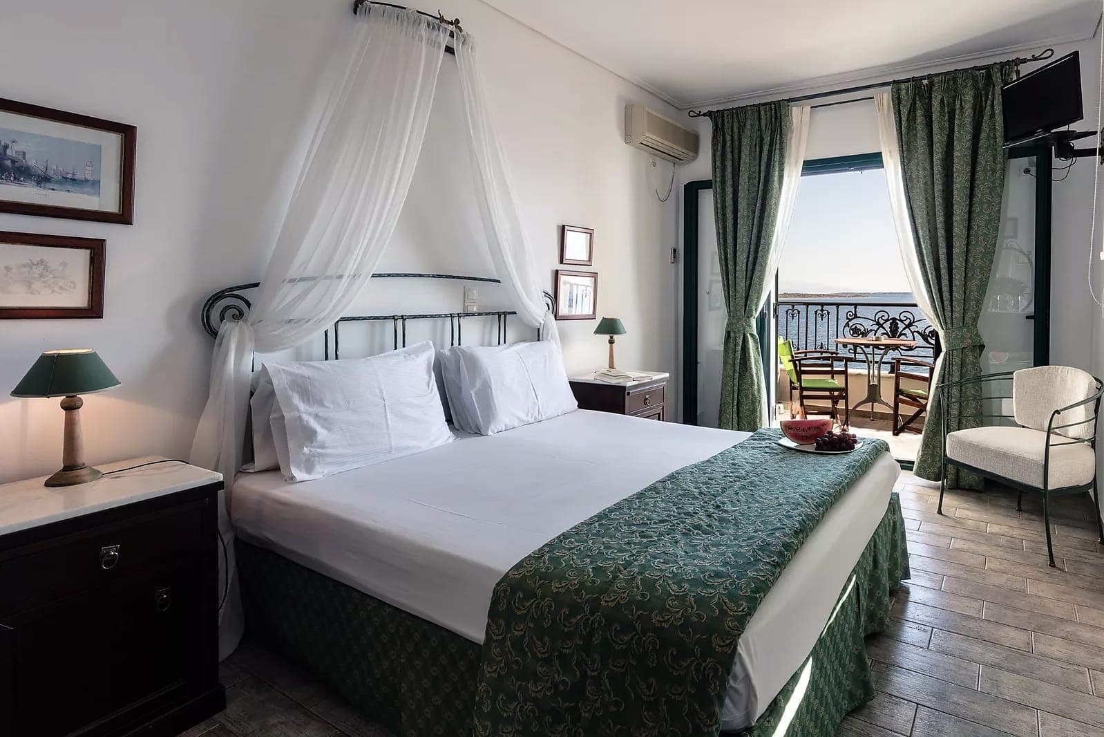 room-types-DIONYSOSHT-SUPER-0.jpg
