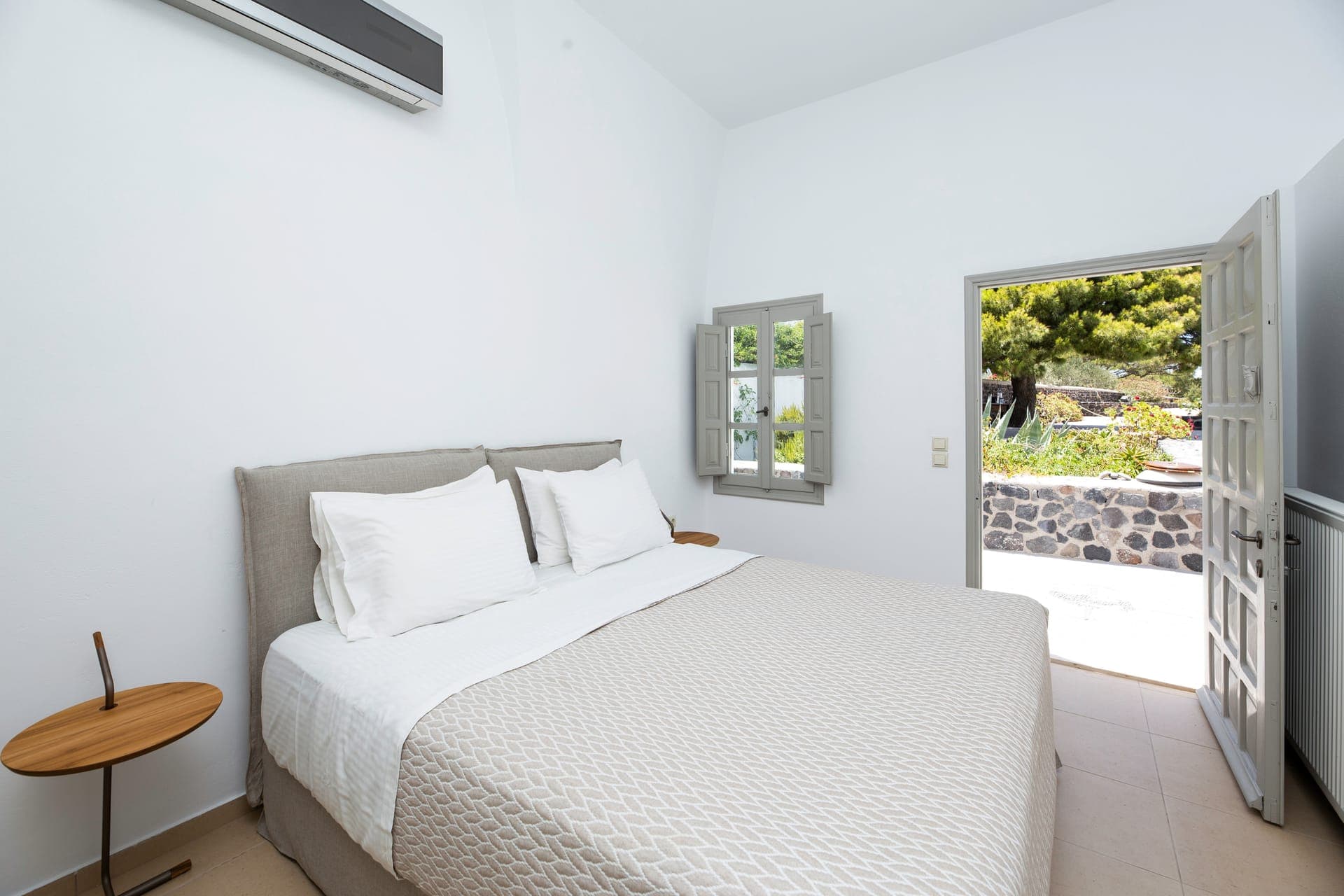 room-types-DOLPHINEST-VILLA-0.jpg