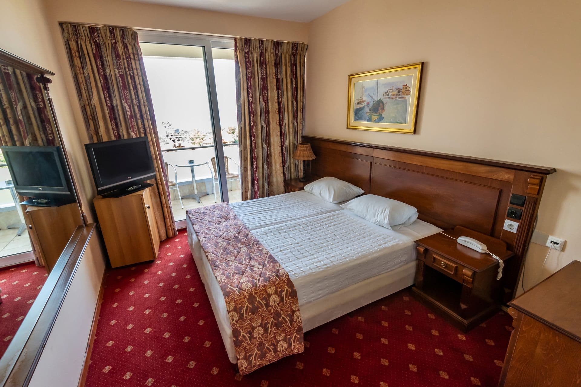 room-types-DOLPHINRES-DBTWMV-0.jpg