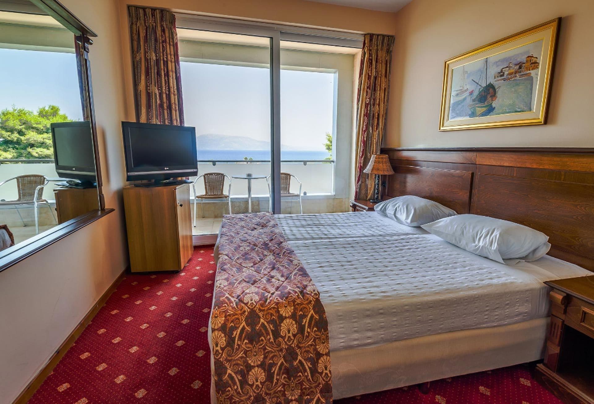 room-types-DOLPHINRES-DBTWSV-0.jpg
