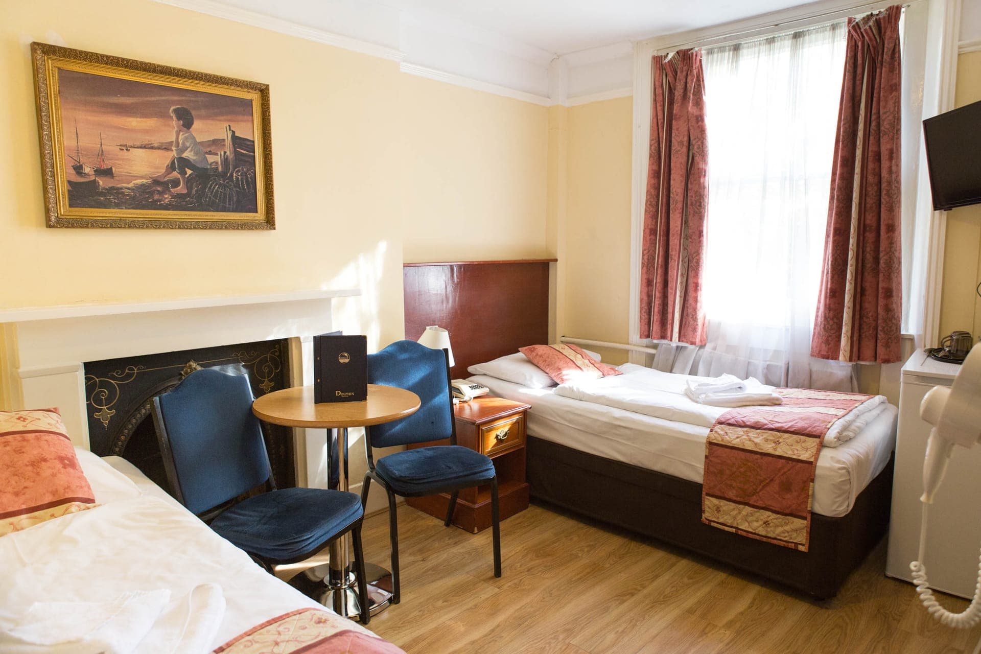 room-types-DOLPHTL-TW-0.jpg