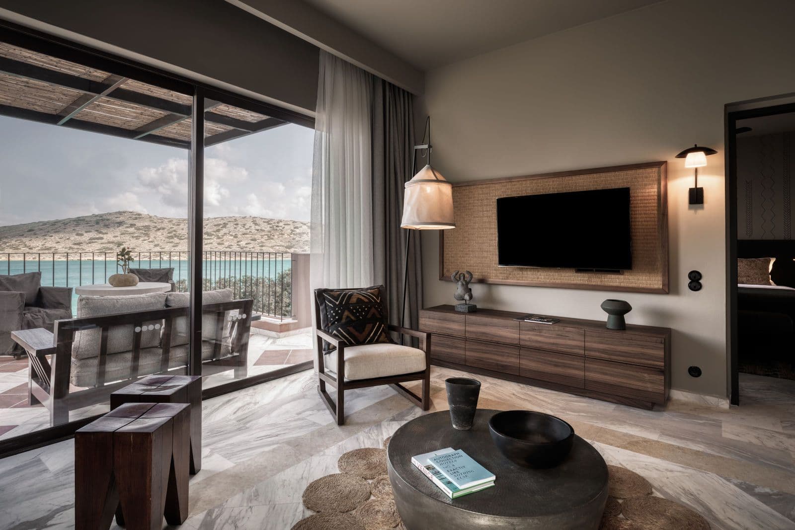 room-types-DOMESEL-DLUX-0.jpg