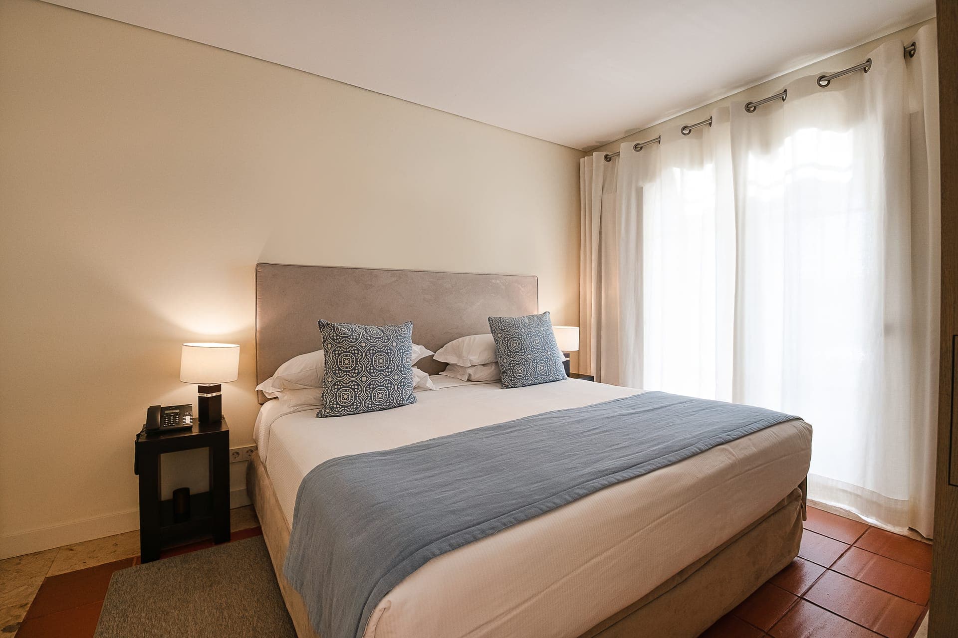 room-types-DOMLARESAL-2BDRIV-0.jpg